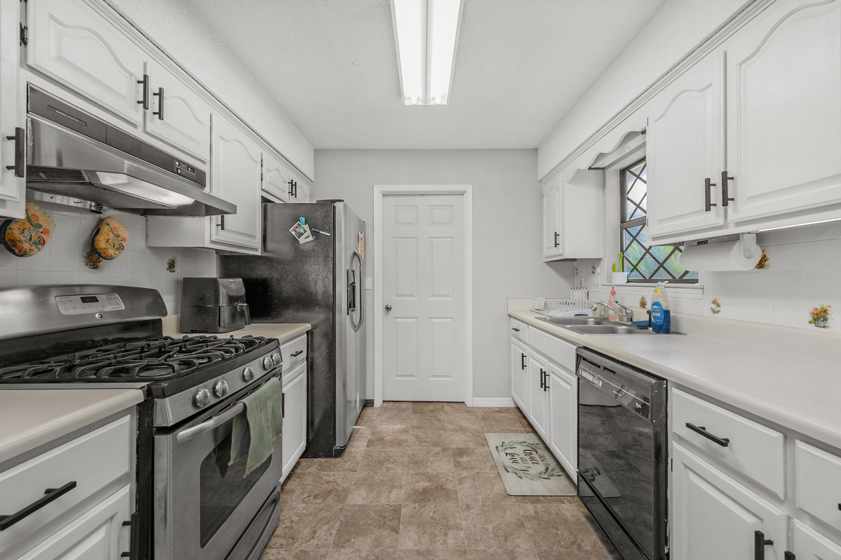 PAGE PLACE 2 - Residential