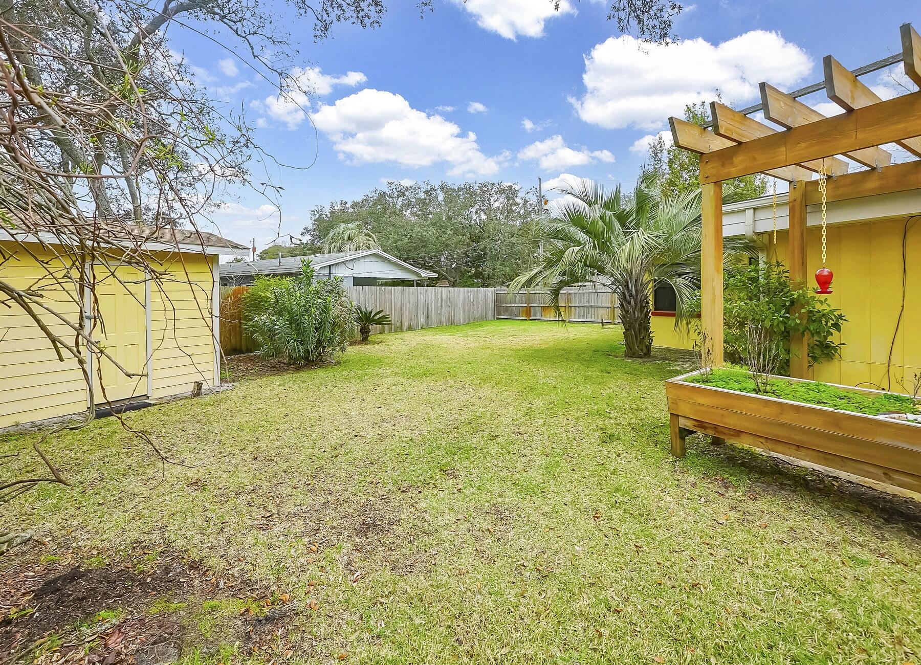 WINTHROP PLACE, 1st Addition - Residential