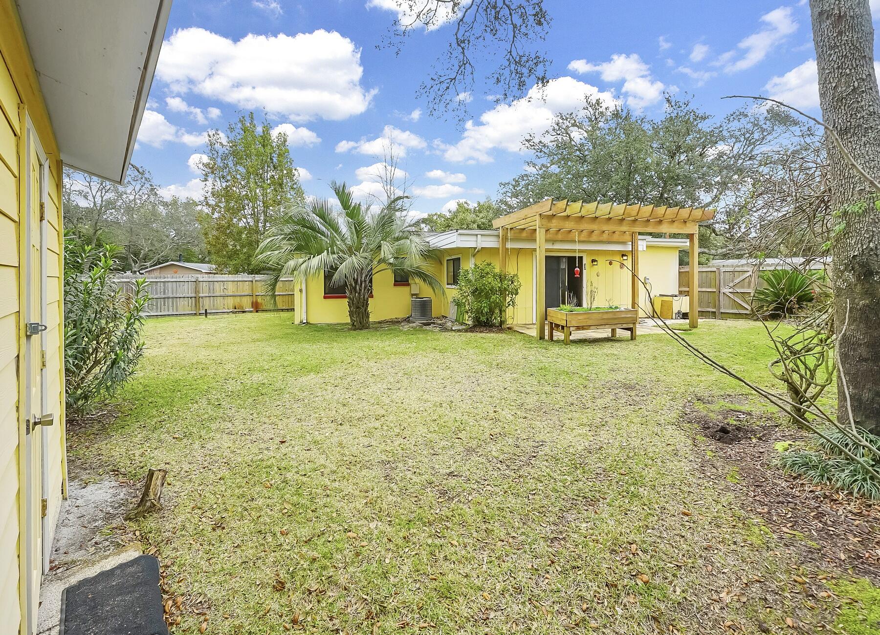 WINTHROP PLACE, 1st Addition - Residential