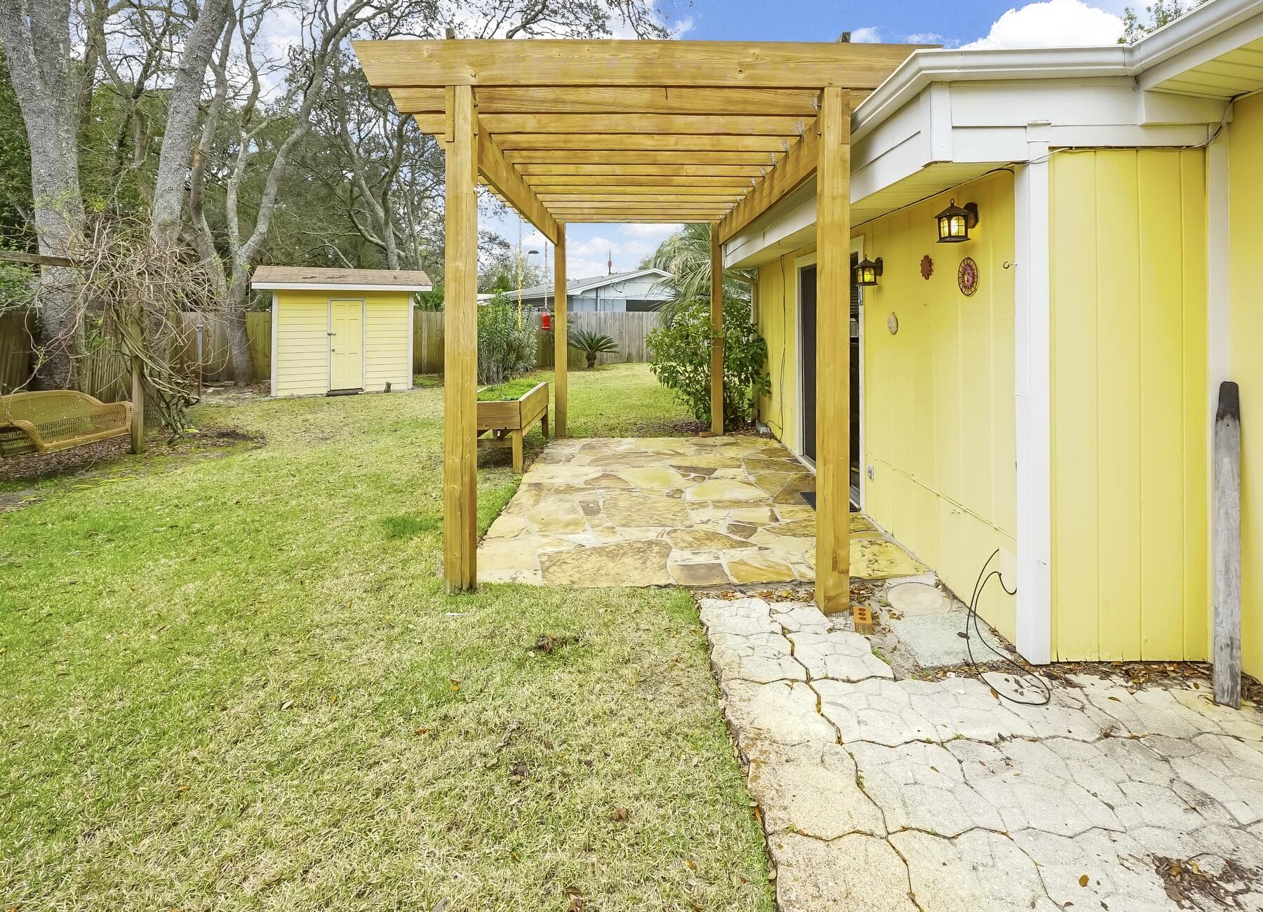 WINTHROP PLACE, 1st Addition - Residential