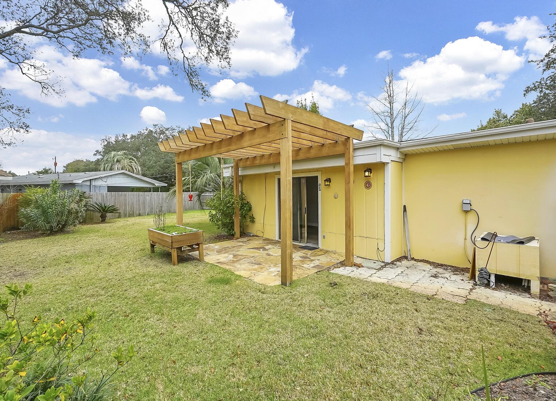 WINTHROP PLACE, 1st Addition - Residential