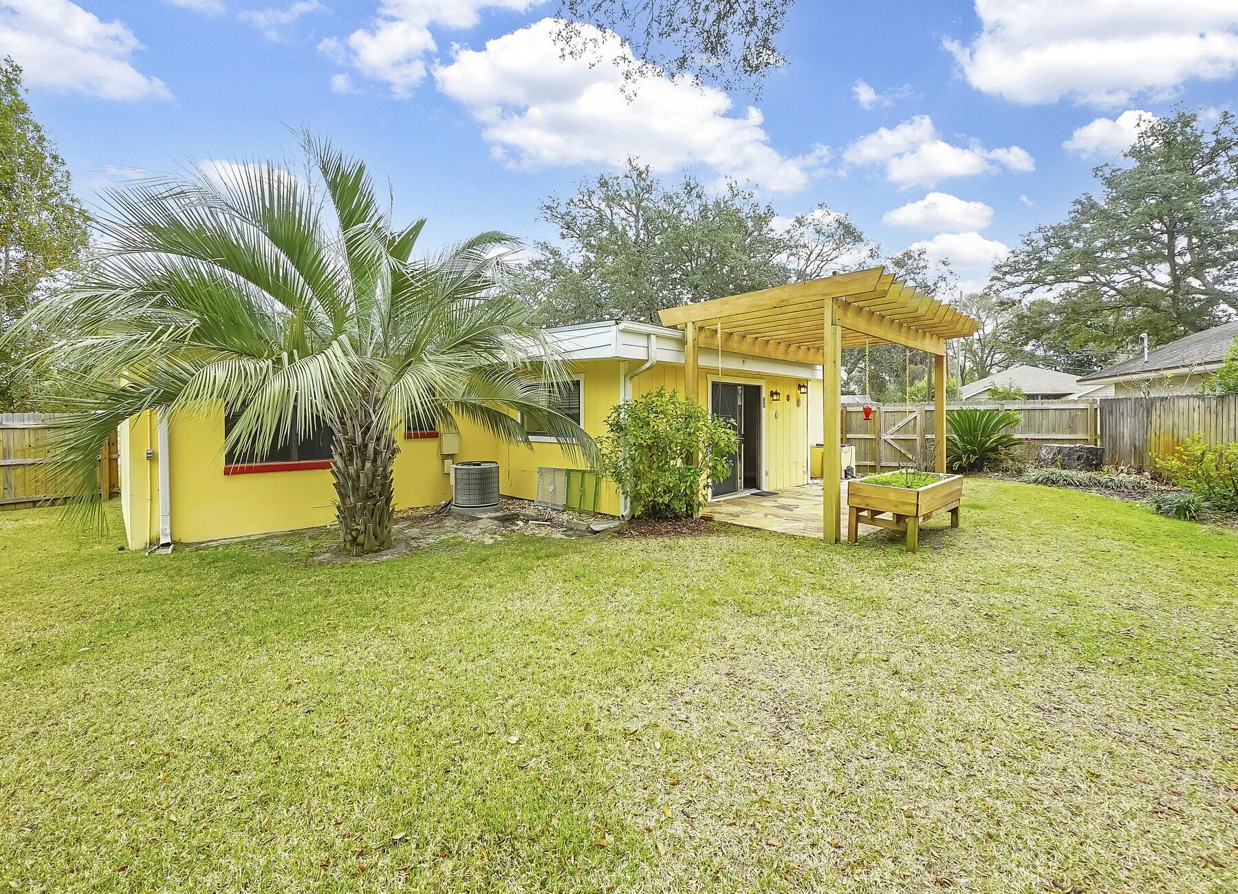 WINTHROP PLACE, 1st Addition - Residential