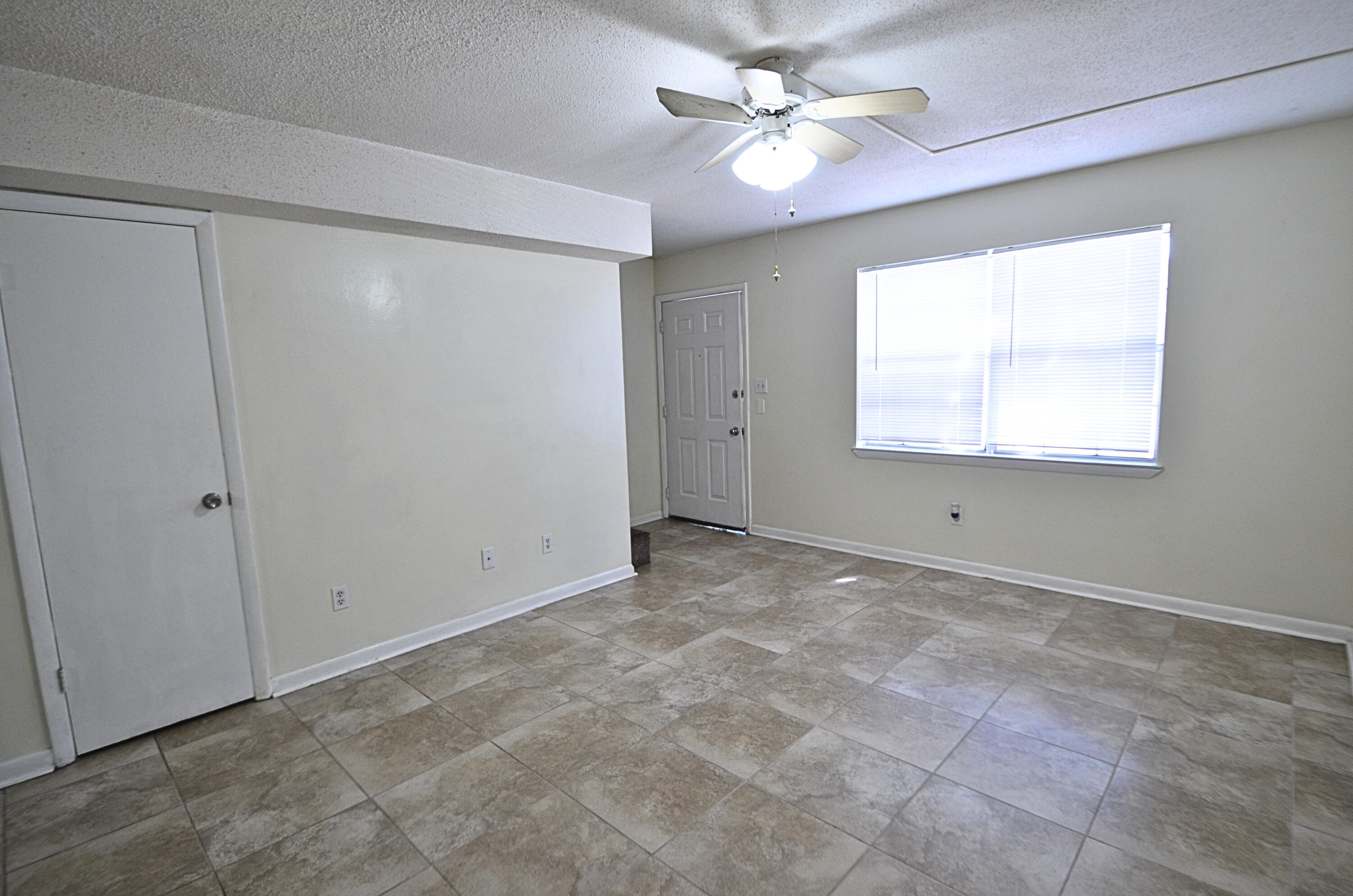 VALENCIA ARMS - Residential Lease
