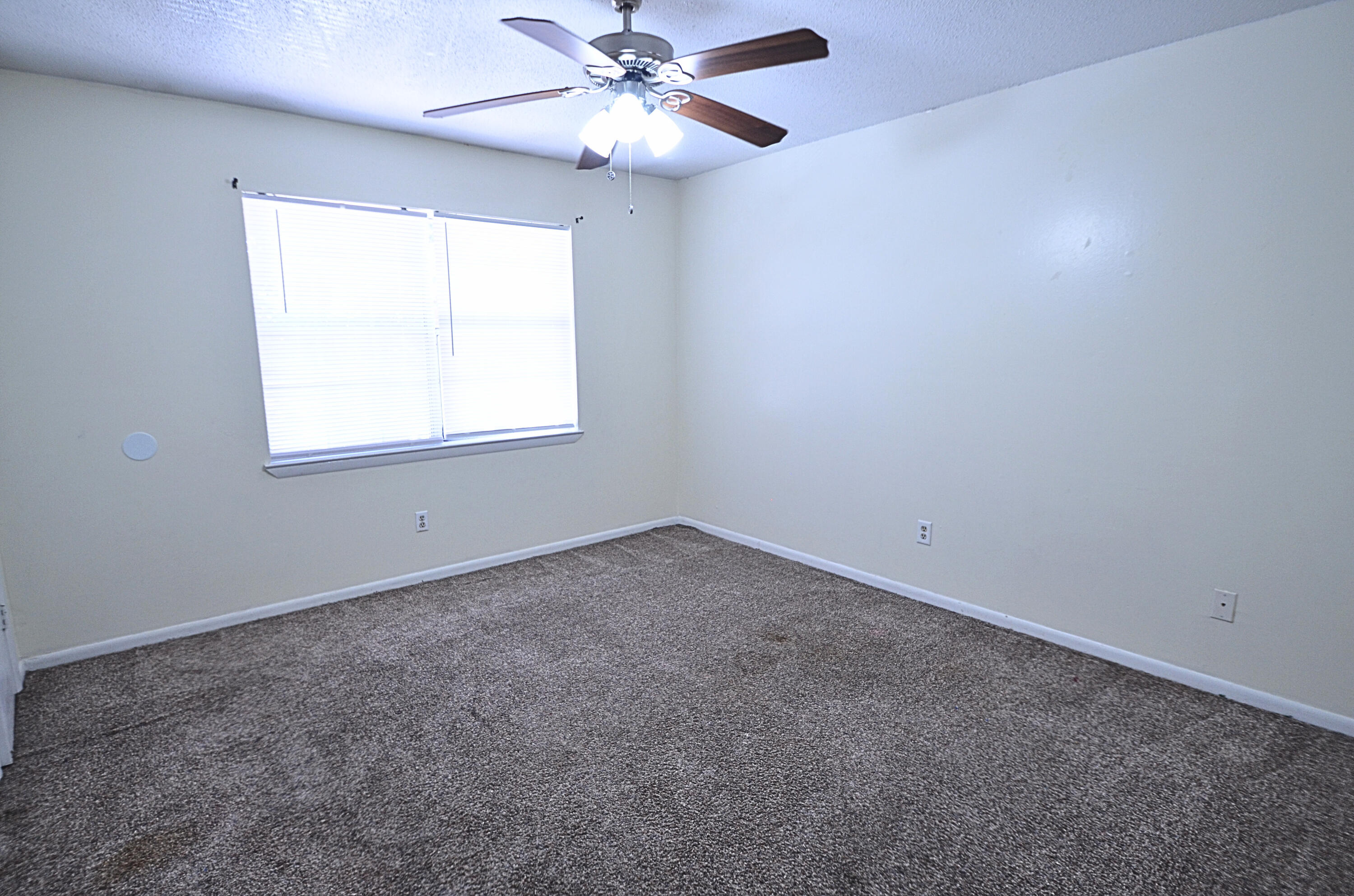 VALENCIA ARMS - Residential Lease