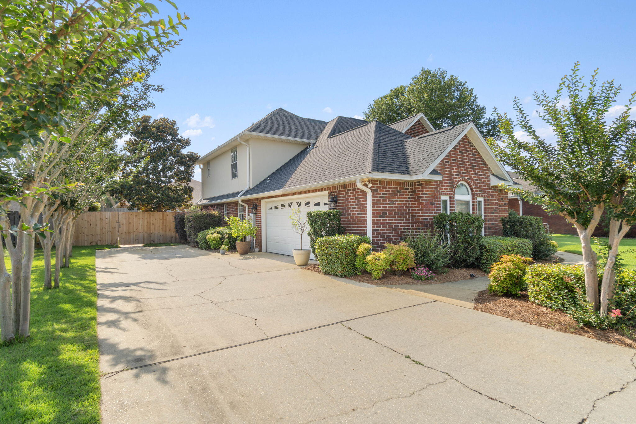 HERITAGE PARK - Residential