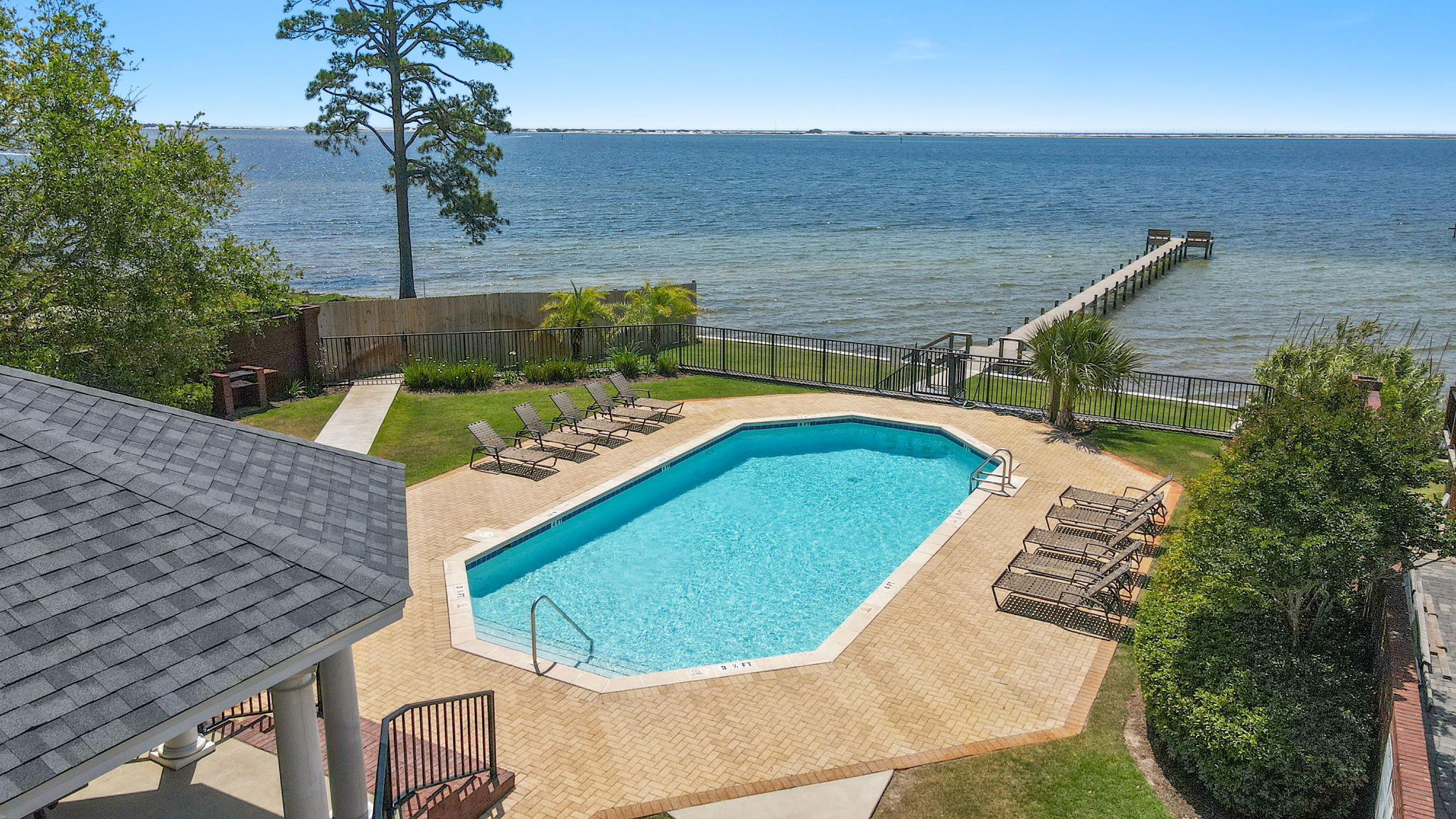 HERITAGE PARK - Residential