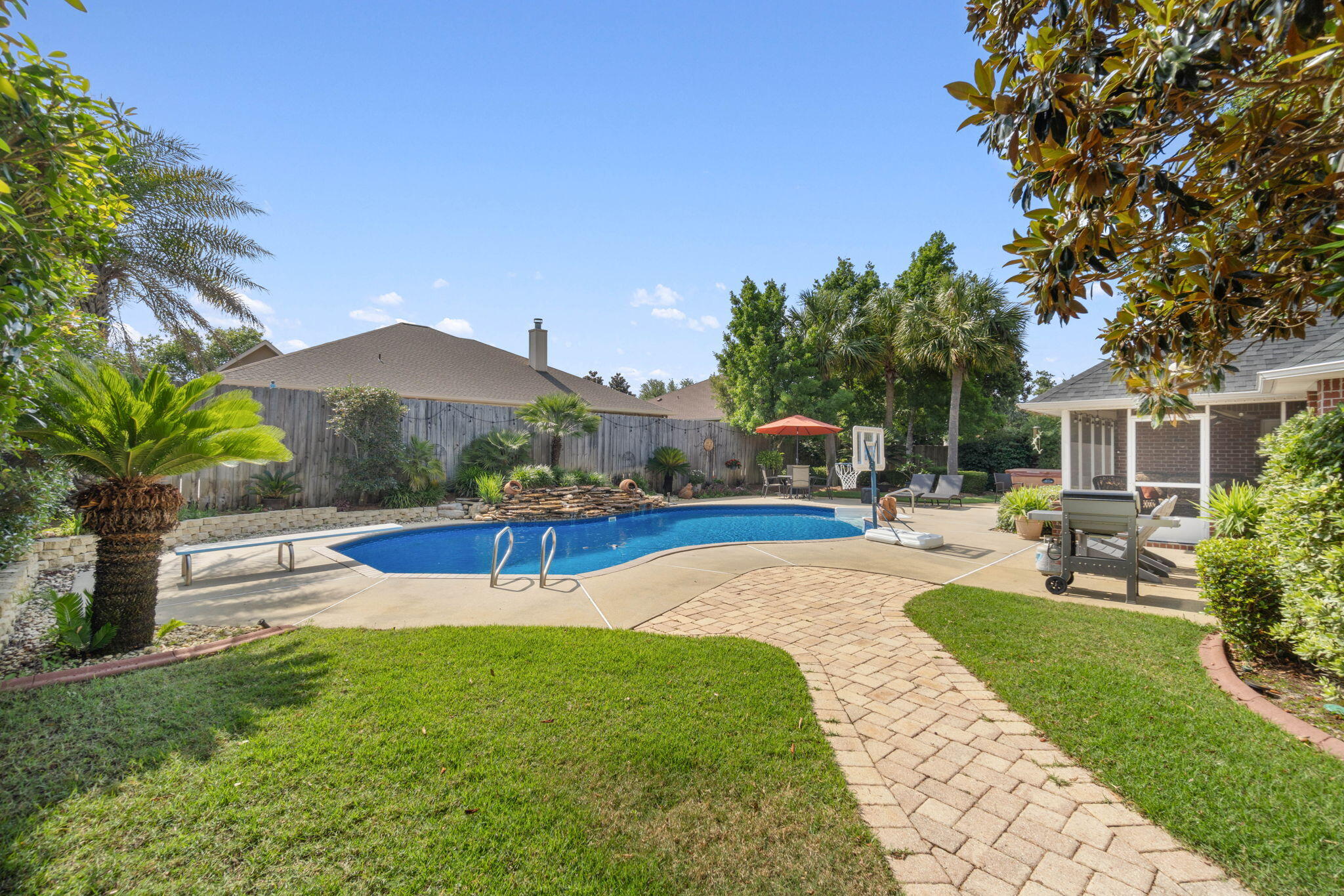 HERITAGE PARK - Residential