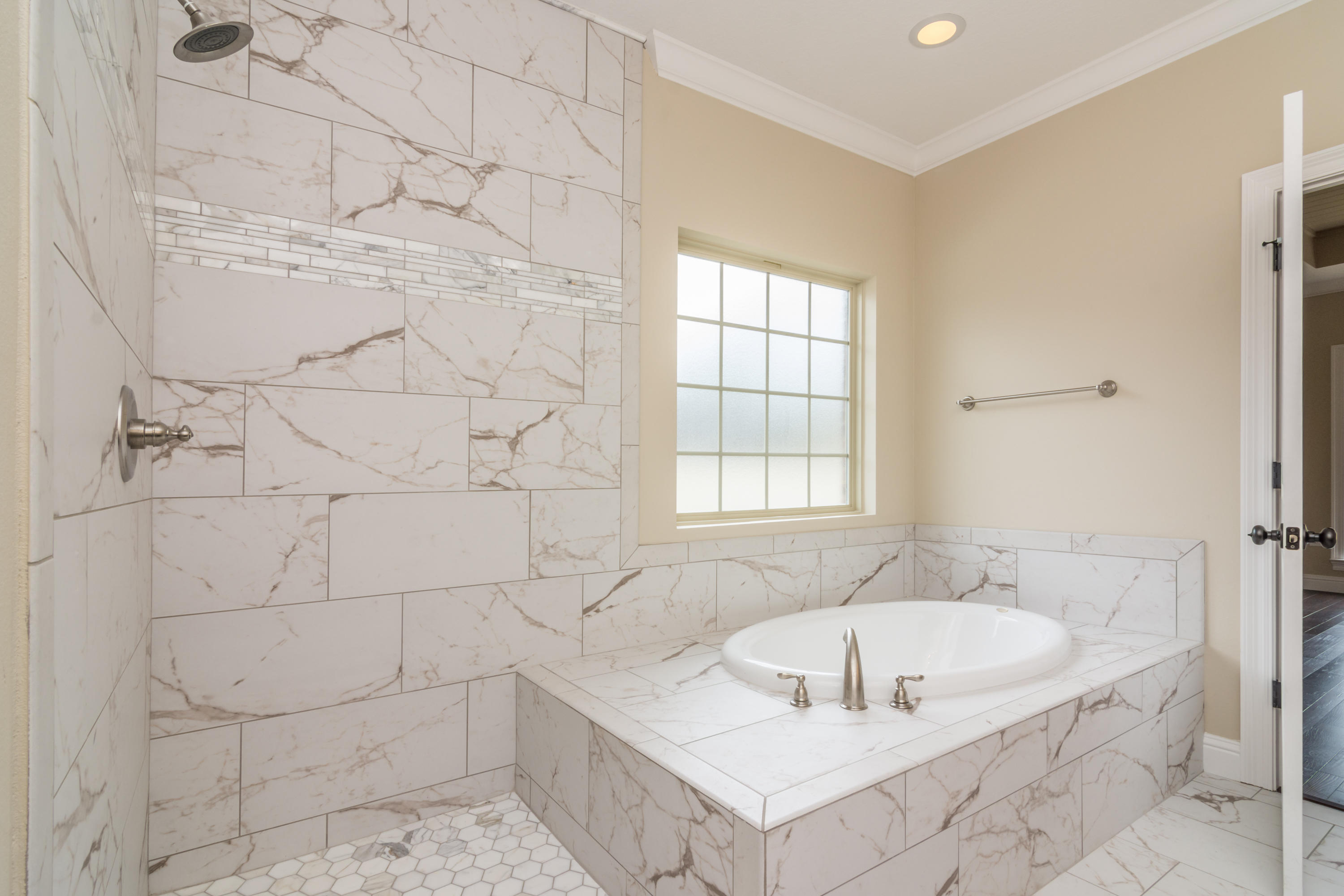 HOMEWOOD EST - Residential