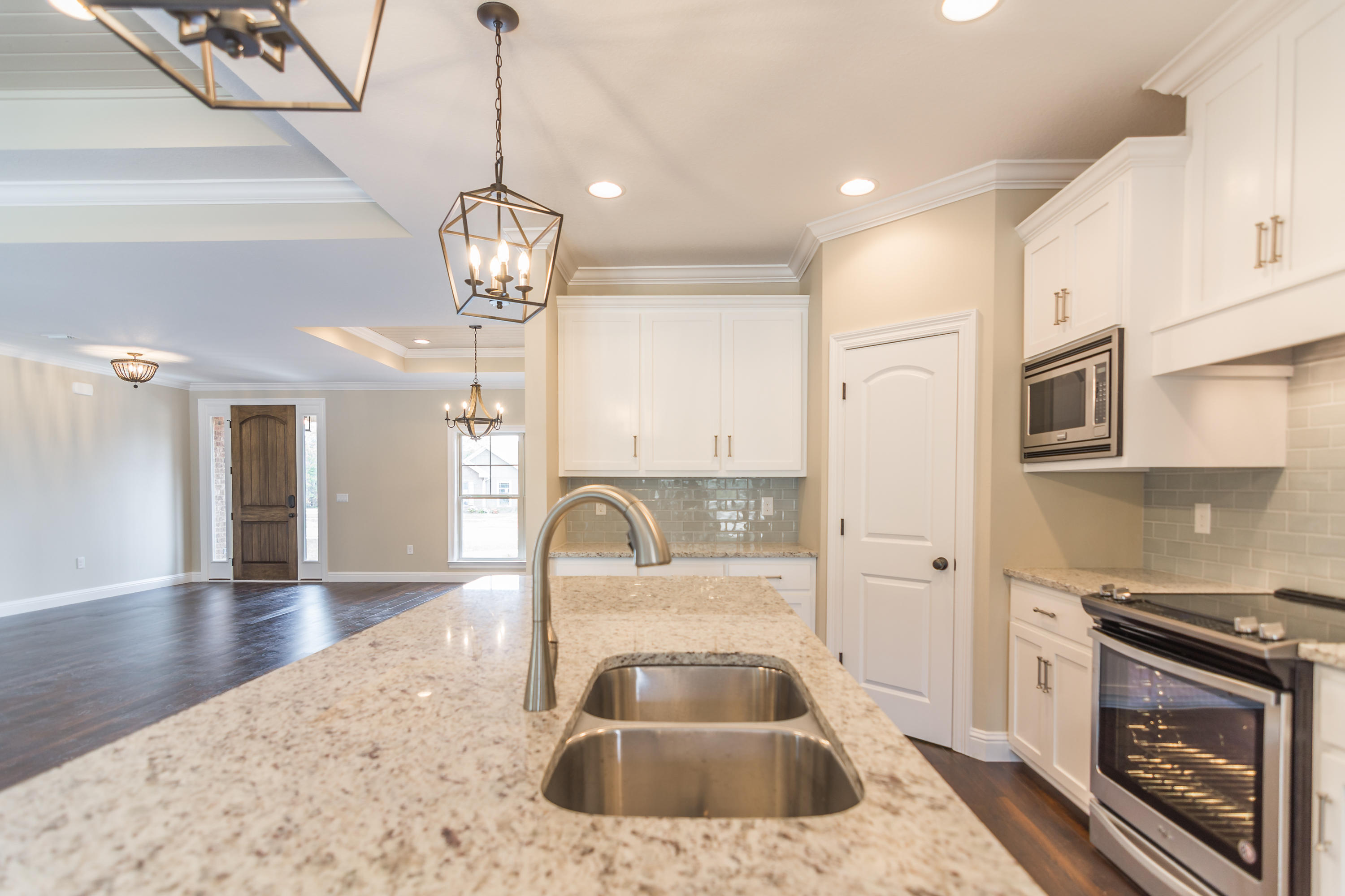 HOMEWOOD EST - Residential