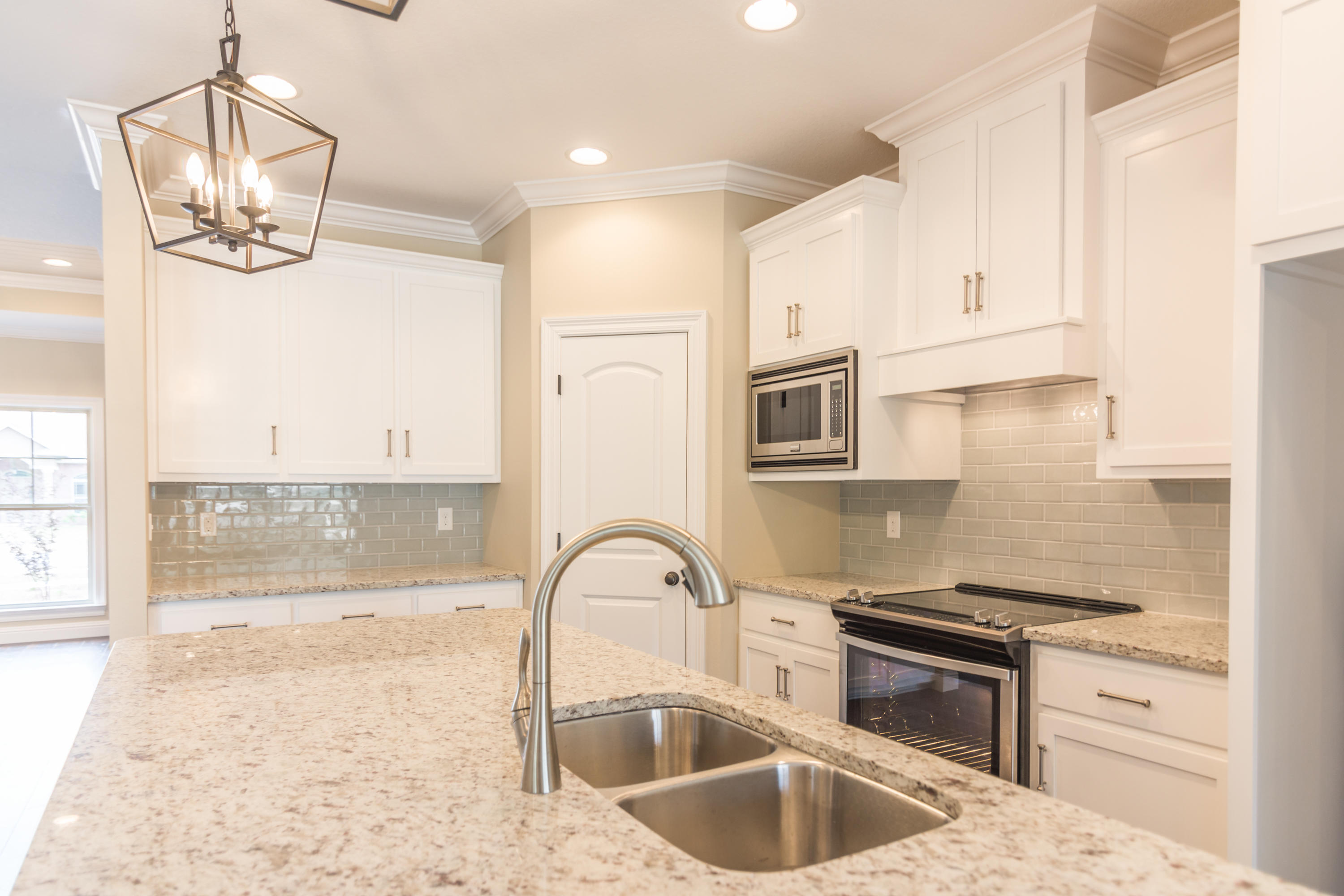 HOMEWOOD EST - Residential