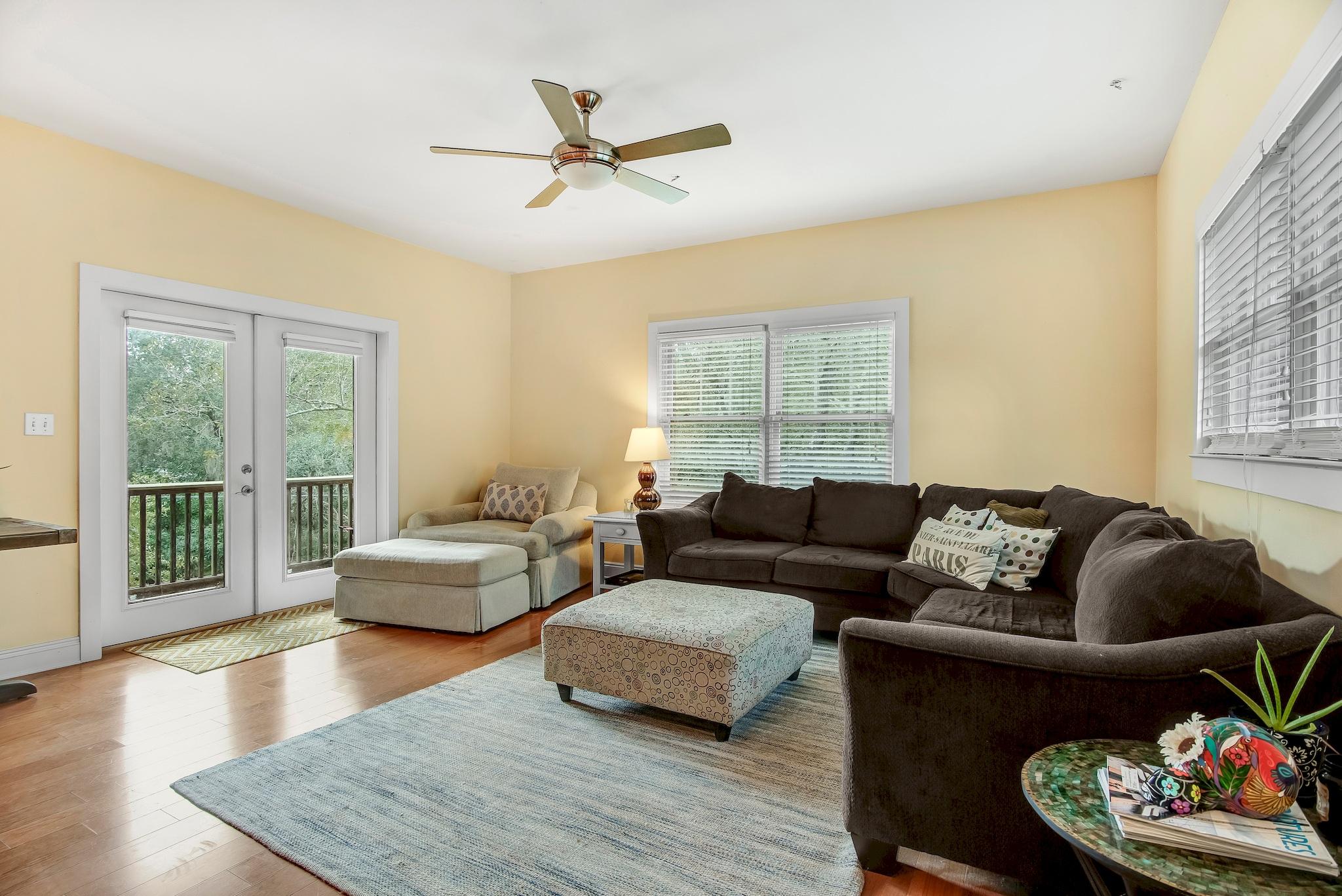 TURQUOISE BEACH 2ND ADDN - Residential