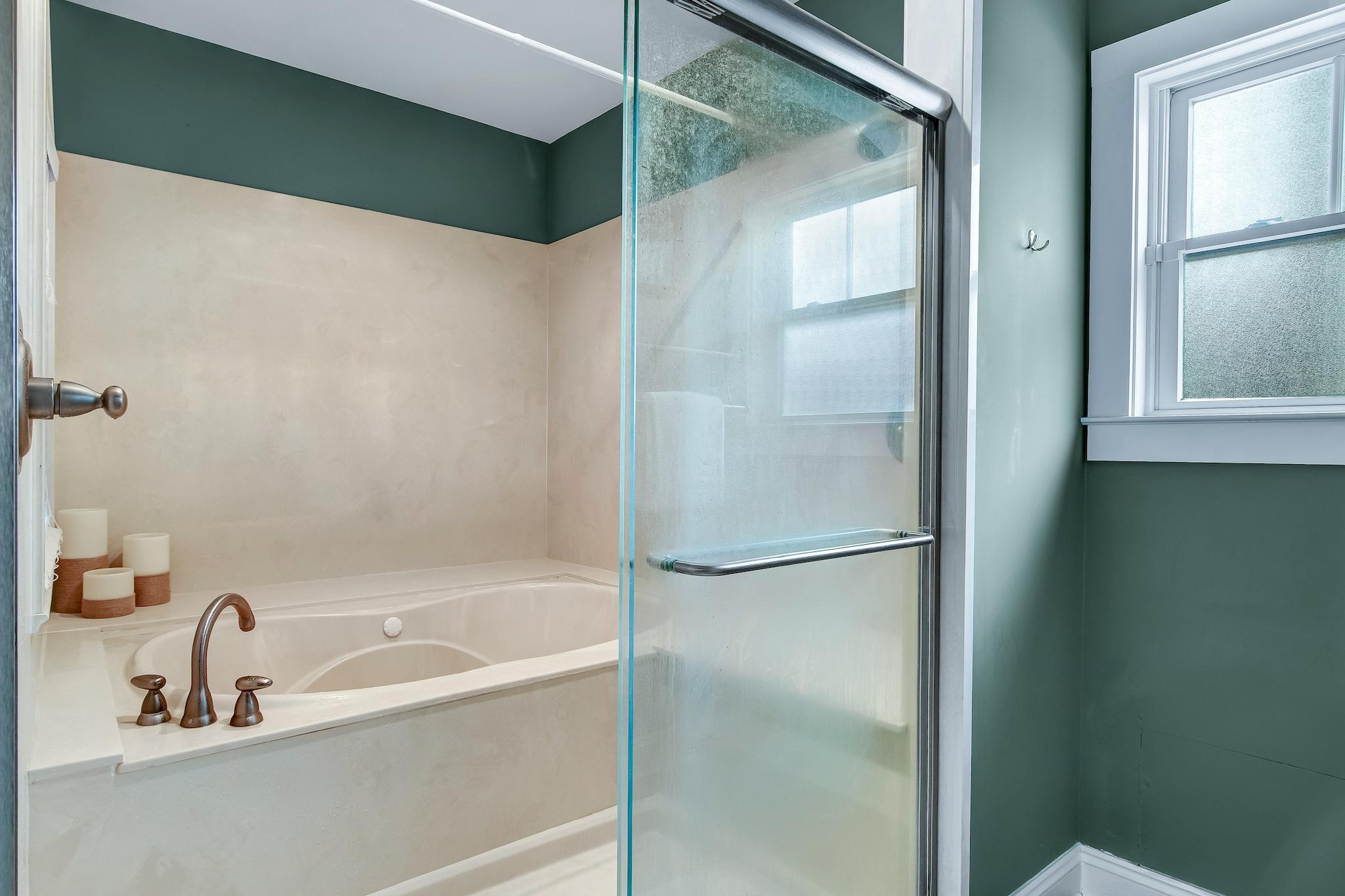 TURQUOISE BEACH 2ND ADDN - Residential