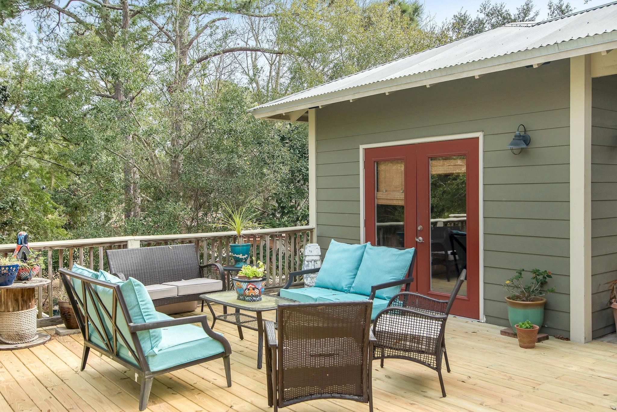 TURQUOISE BEACH 2ND ADDN - Residential