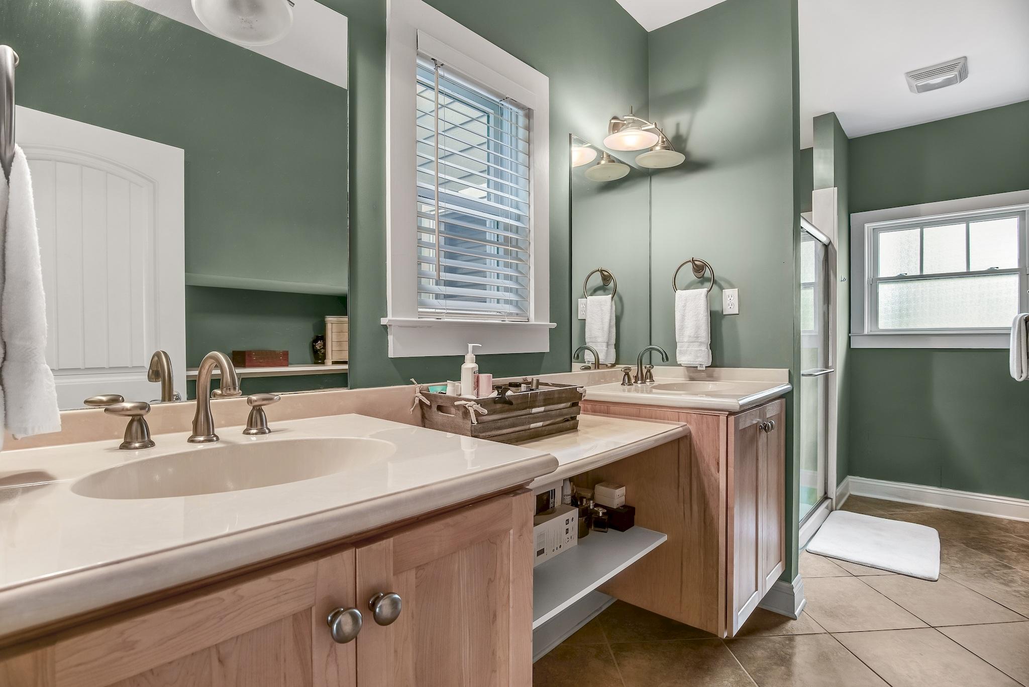 TURQUOISE BEACH 2ND ADDN - Residential