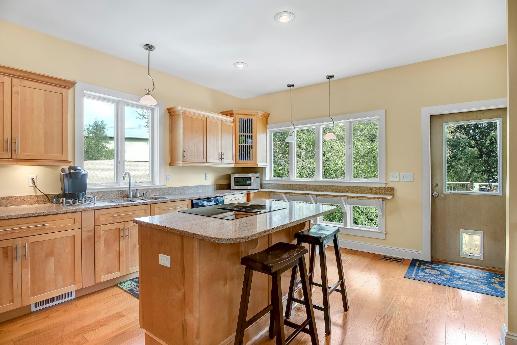 TURQUOISE BEACH 2ND ADDN - Residential