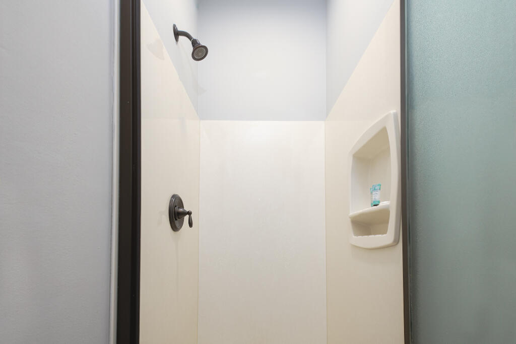 EMERALD BREEZE ESTATES - Residential