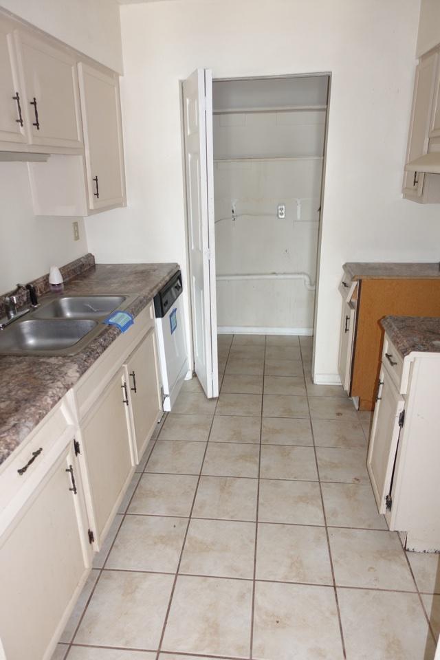 CEDARS CONDO - Residential