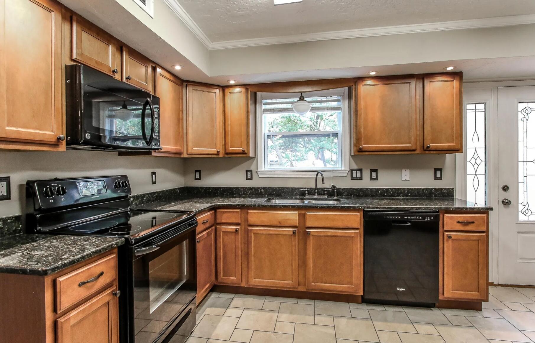 LAKE LORRAINE ESTATES 2 - Residential Lease