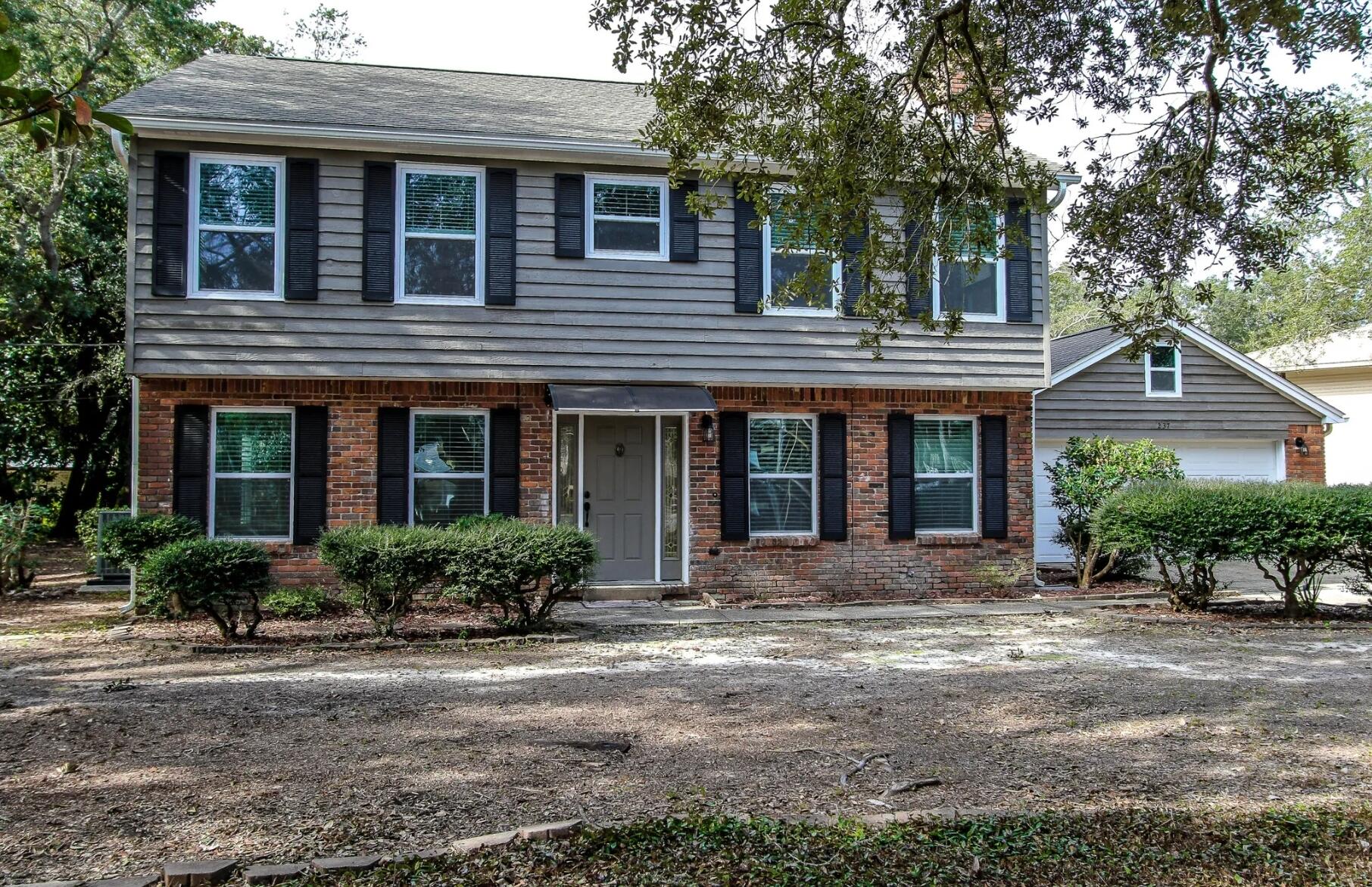 LAKE LORRAINE ESTATES 2 - Residential Lease