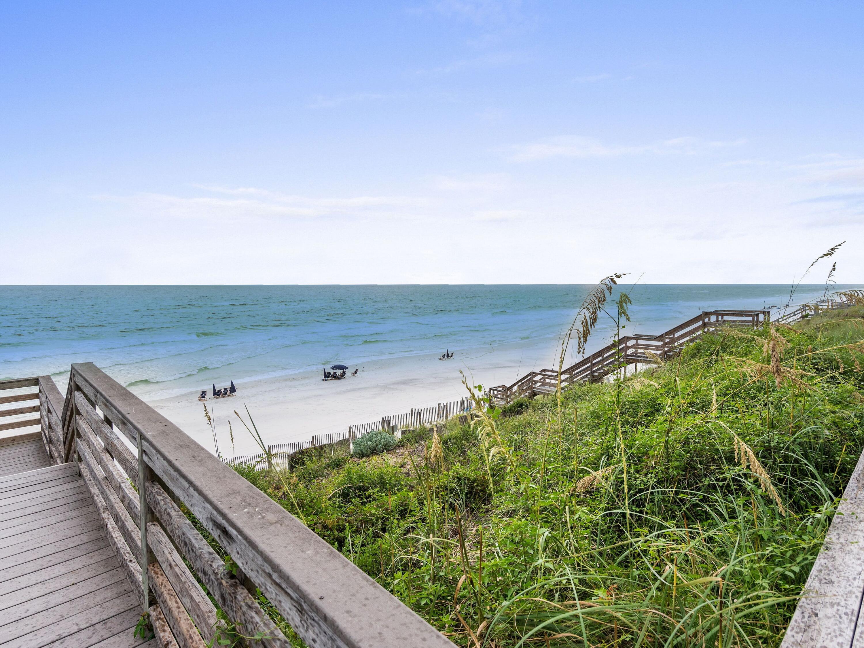 Sea Cliffs T/H - Residential