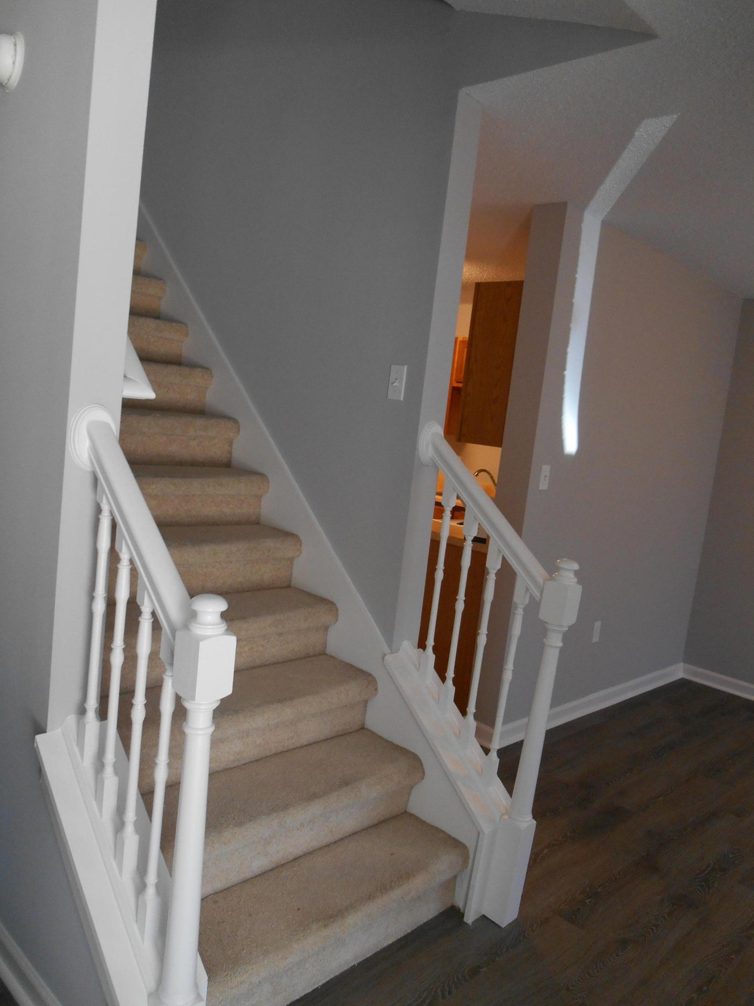 ROLLING PINES - Residential Lease