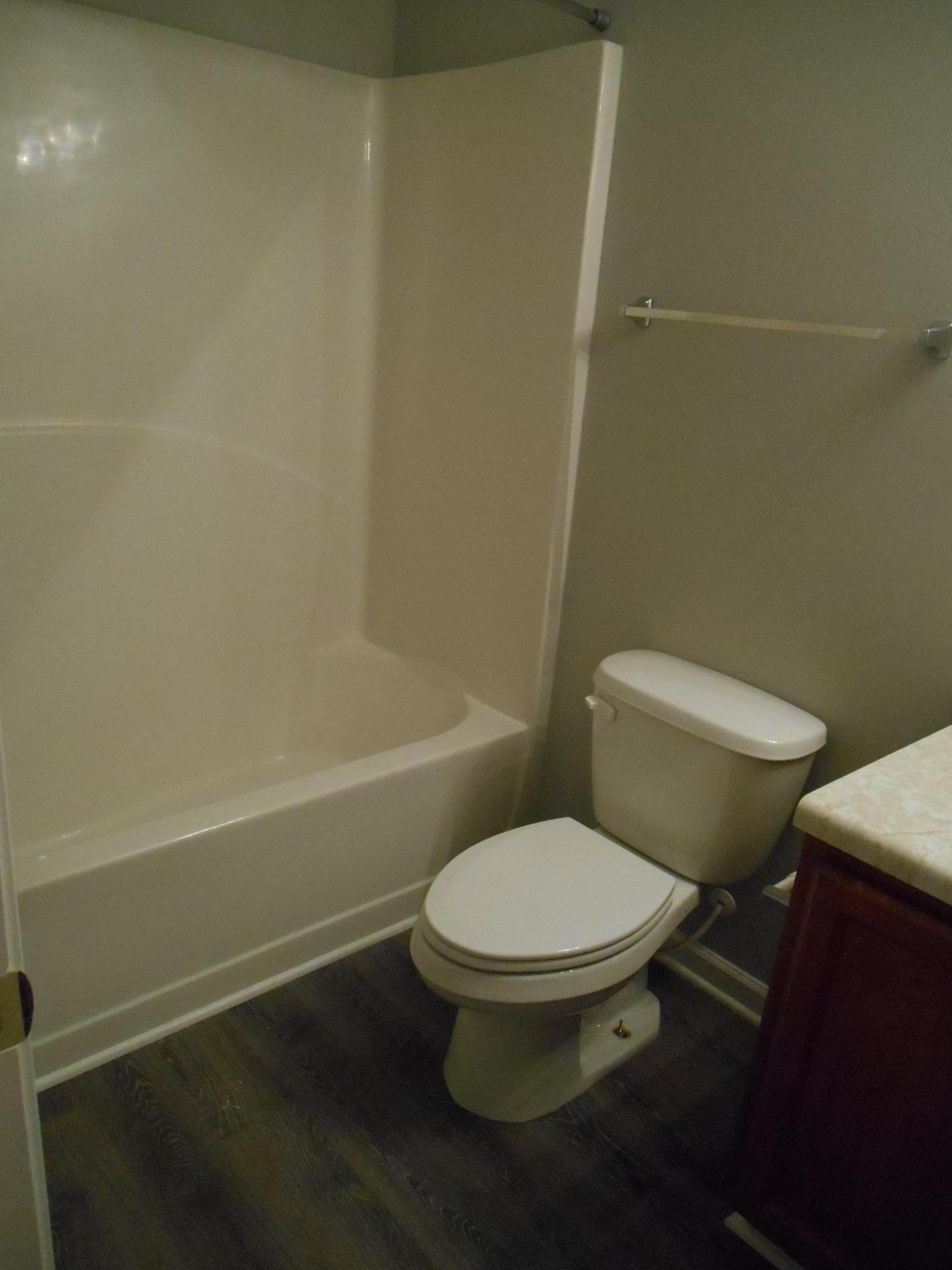 ROLLING PINES - Residential Lease