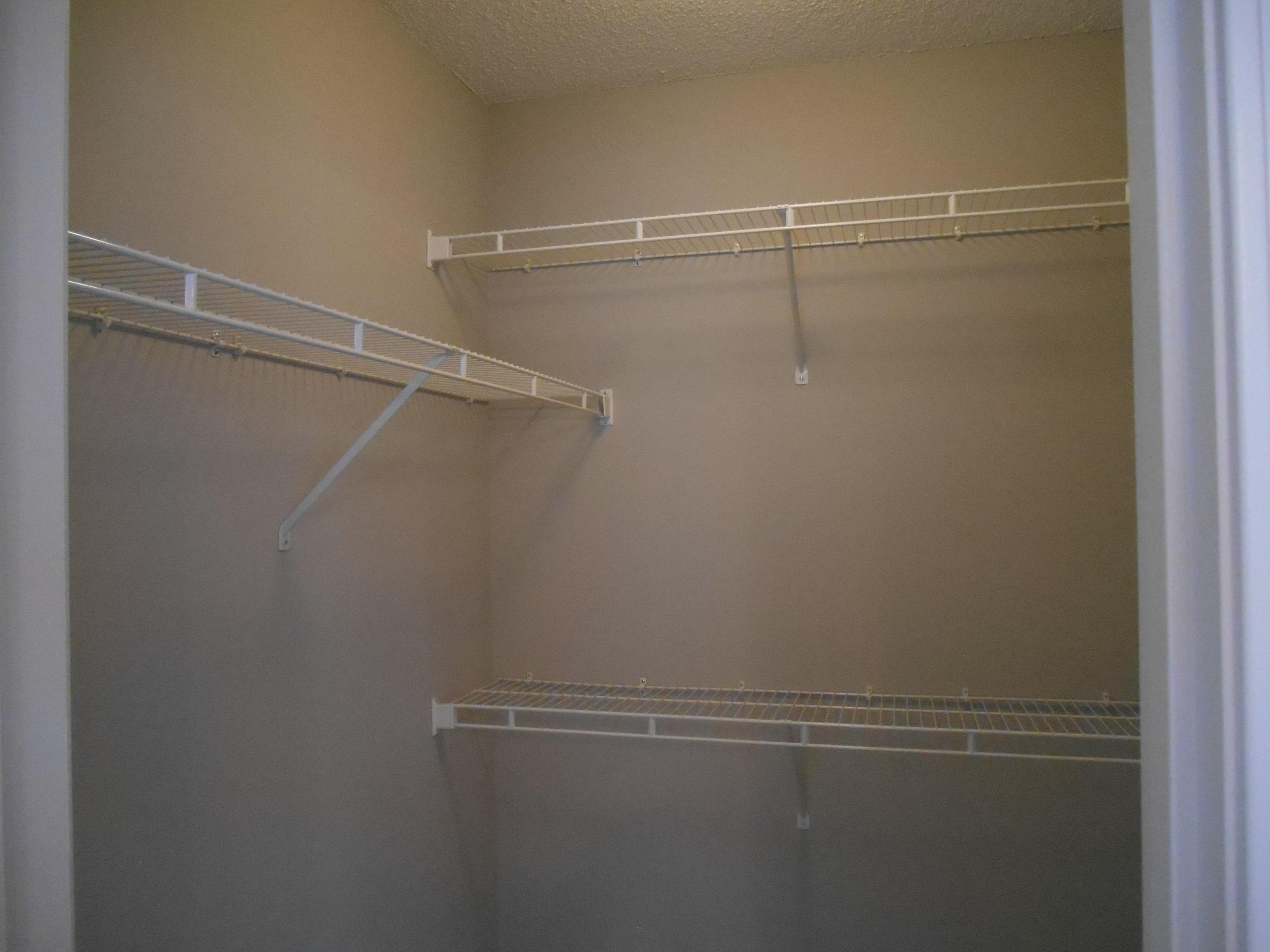 ROLLING PINES - Residential Lease