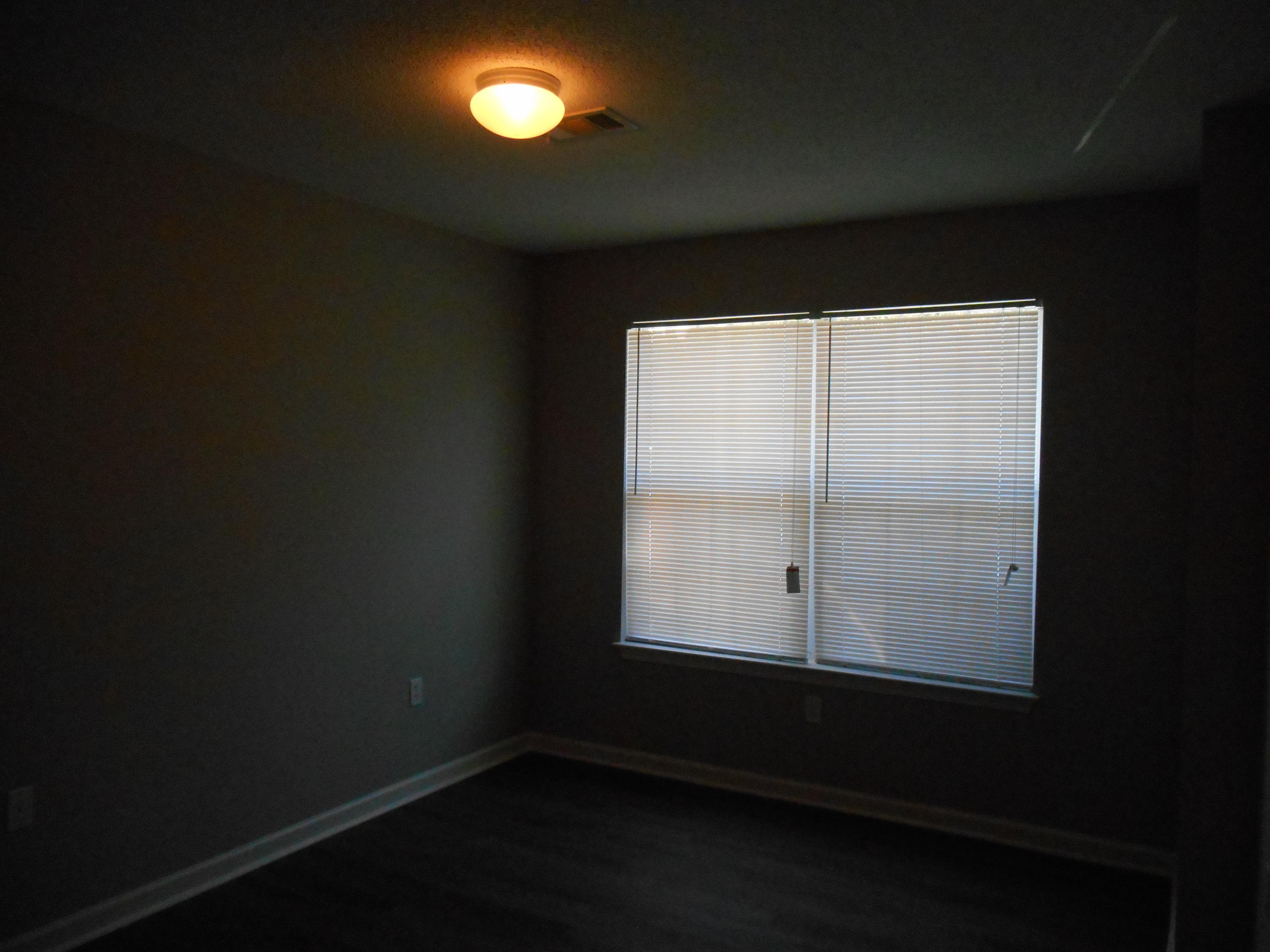 ROLLING PINES - Residential Lease