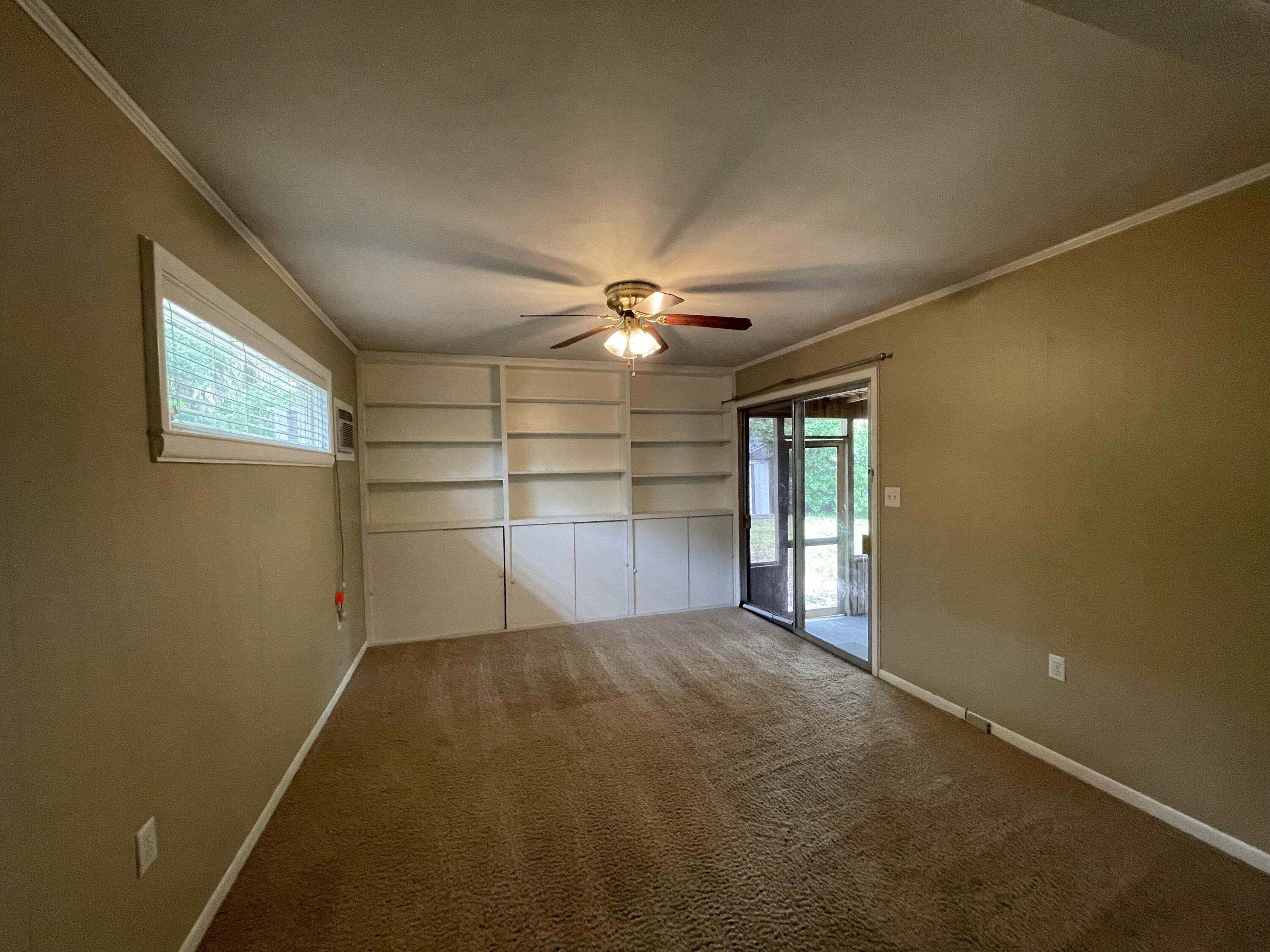 COLONIAL ESTATES - Residential