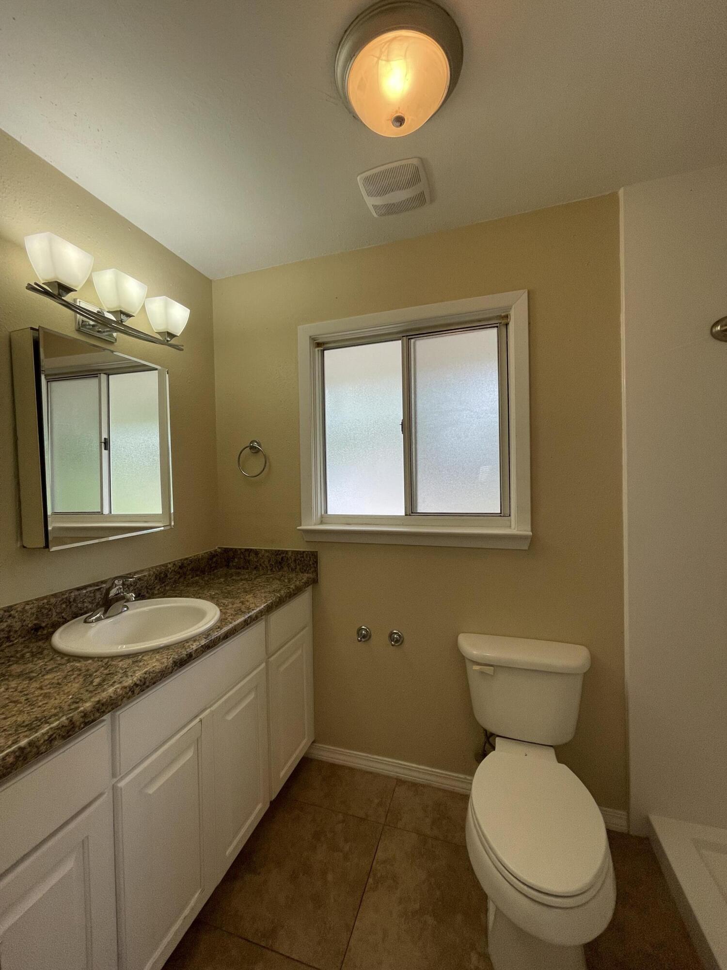 COLONIAL ESTATES - Residential