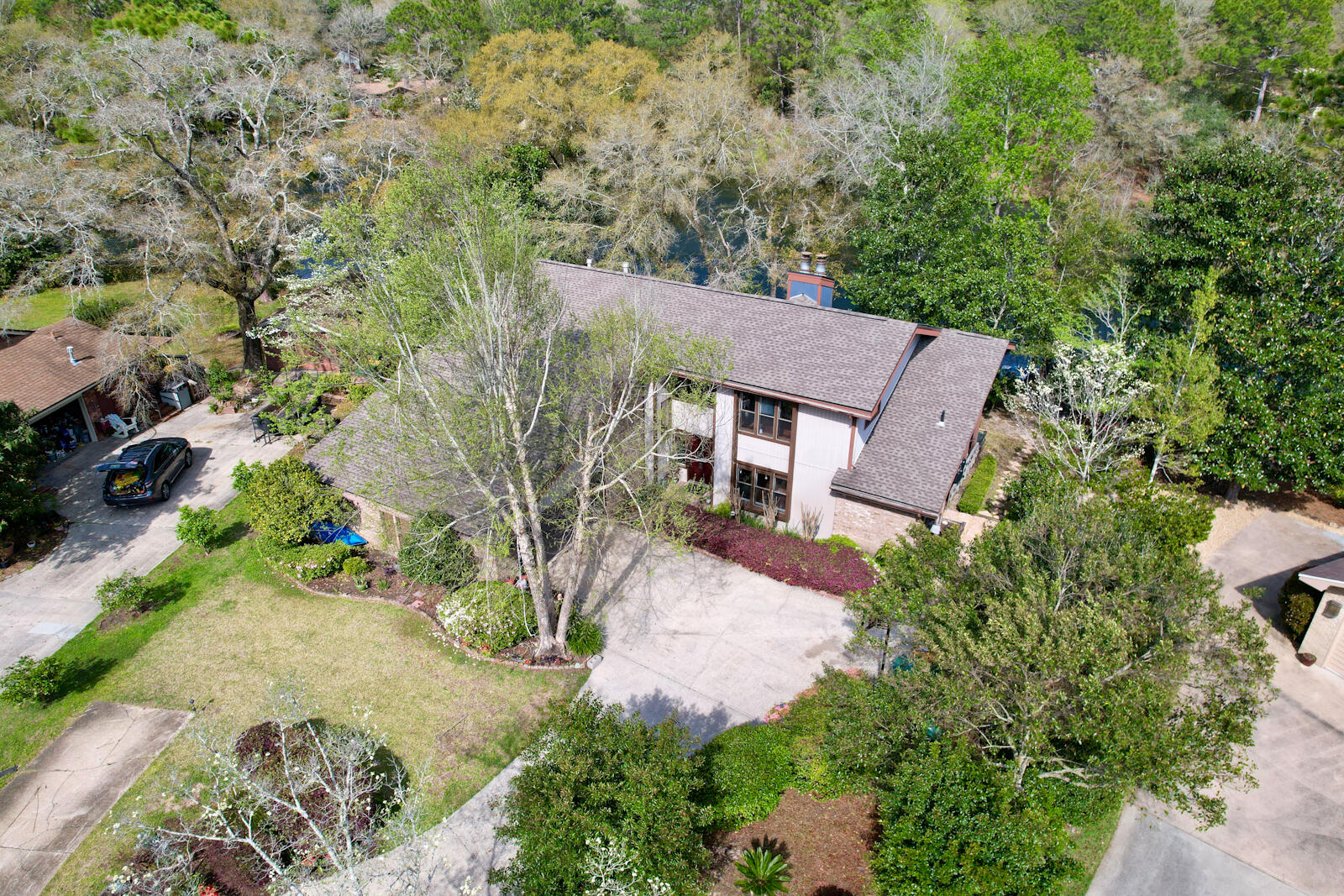 LE CHATEAU - Residential