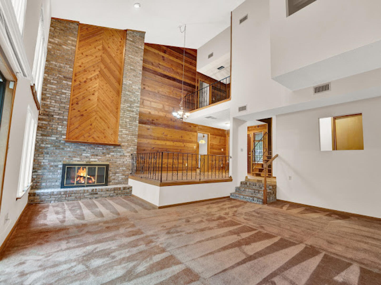 LE CHATEAU - Residential