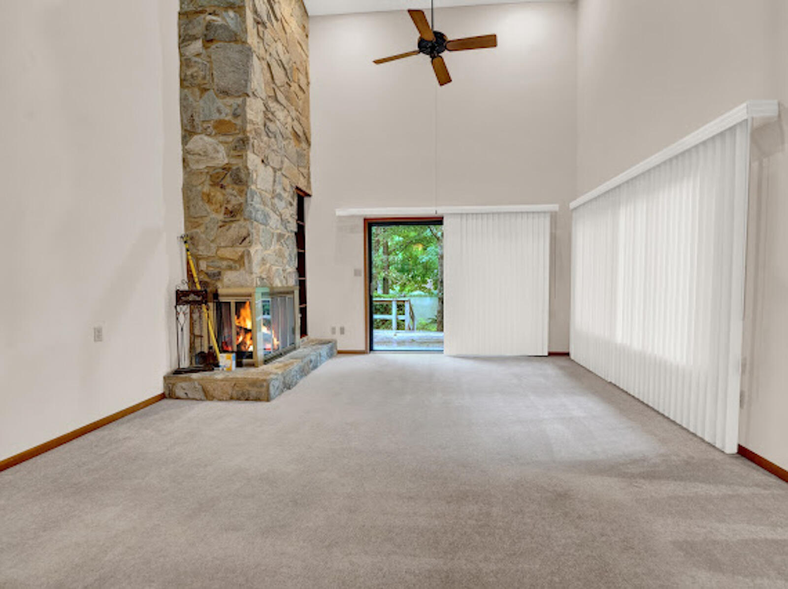 LE CHATEAU - Residential