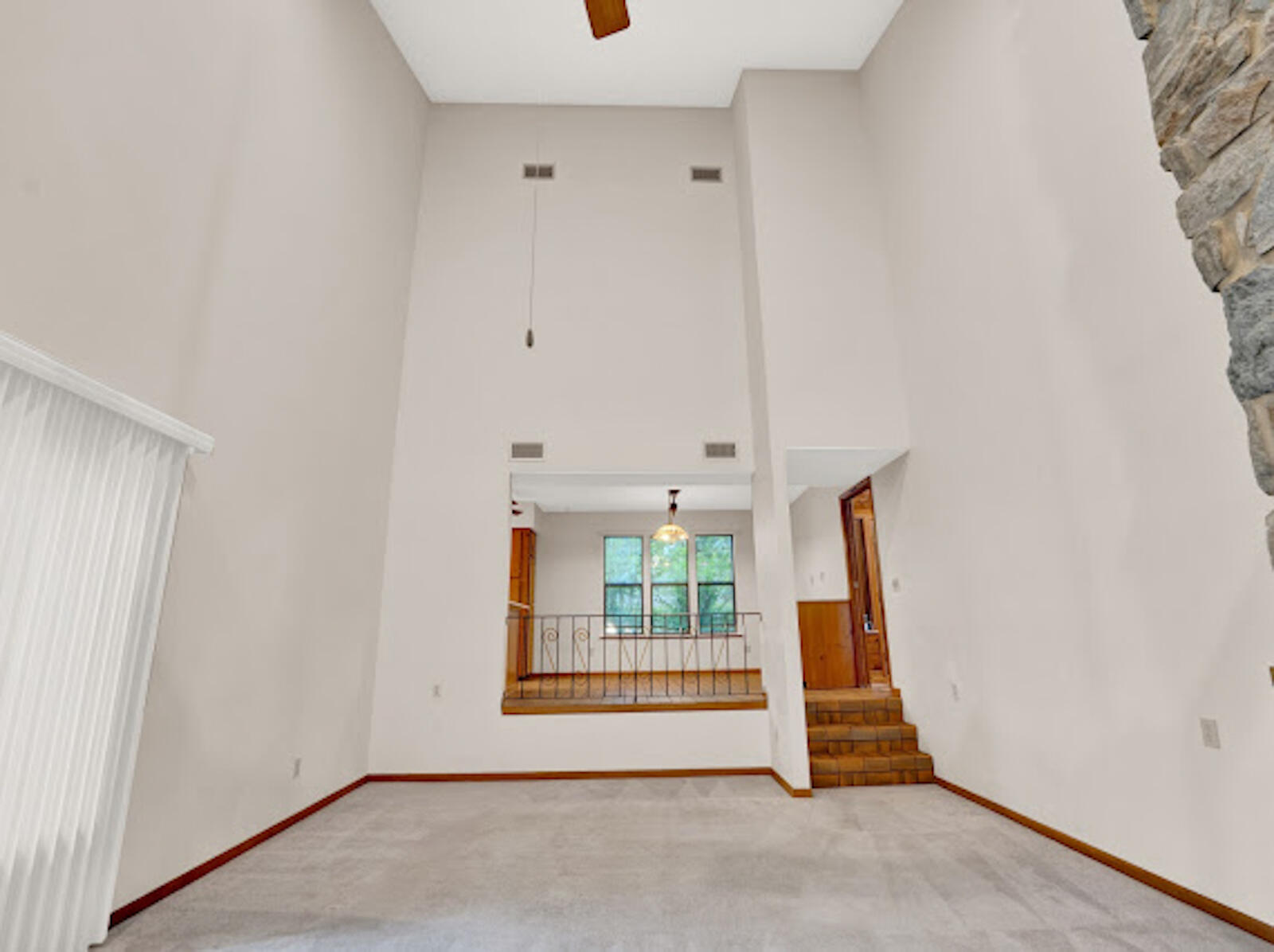 LE CHATEAU - Residential