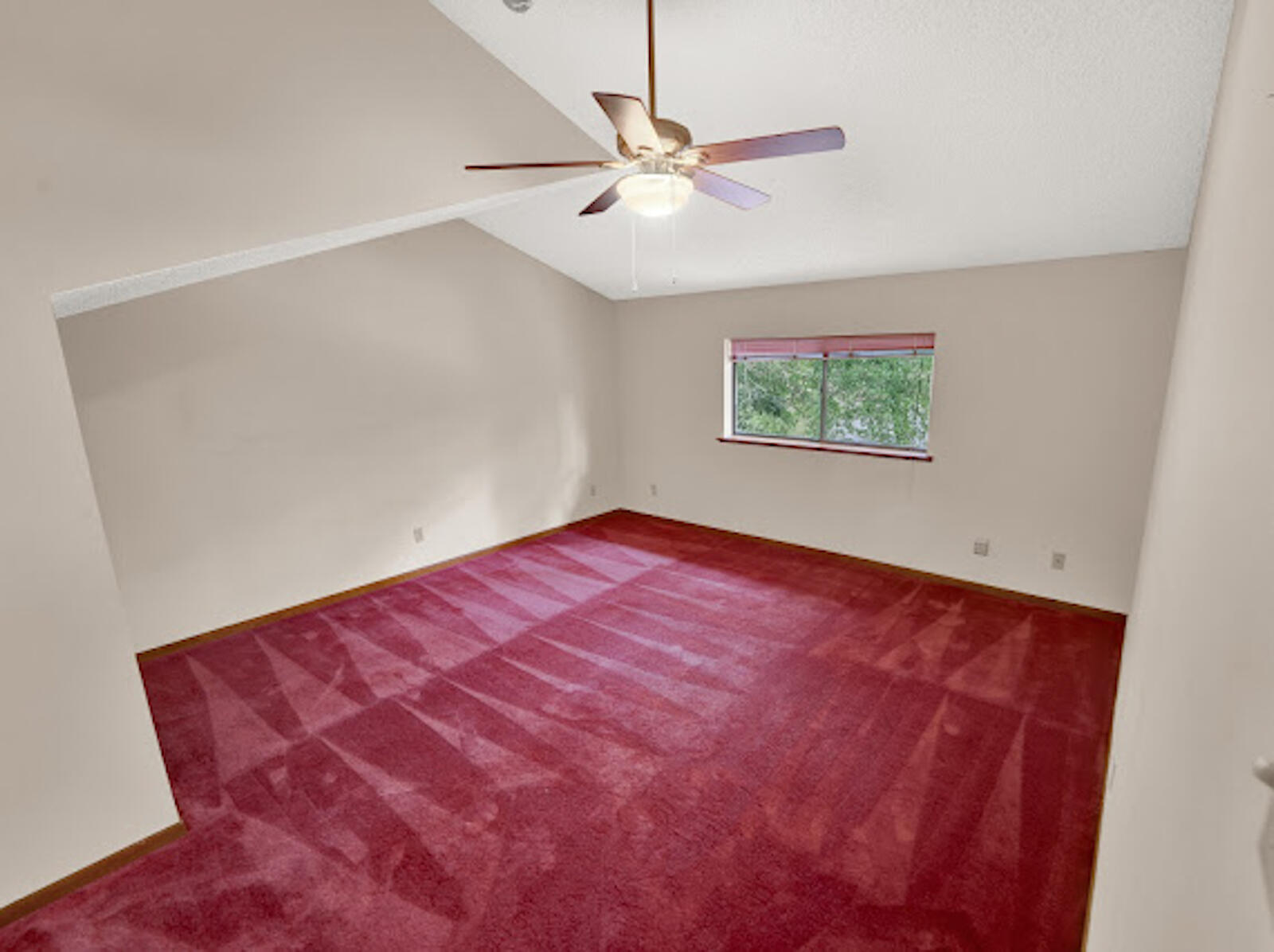 LE CHATEAU - Residential