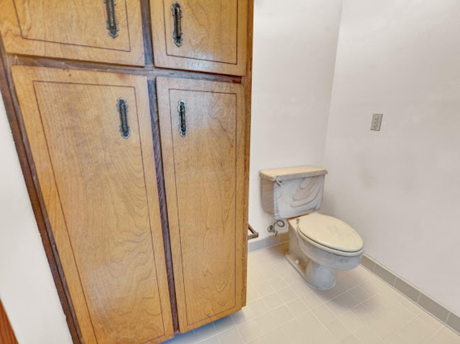 LE CHATEAU - Residential