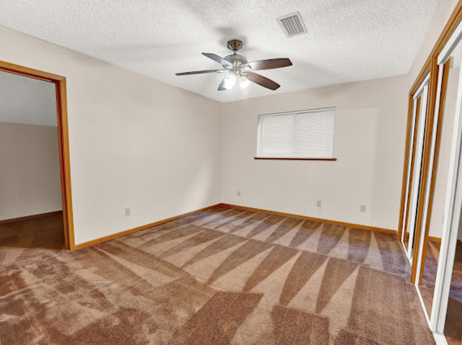 LE CHATEAU - Residential