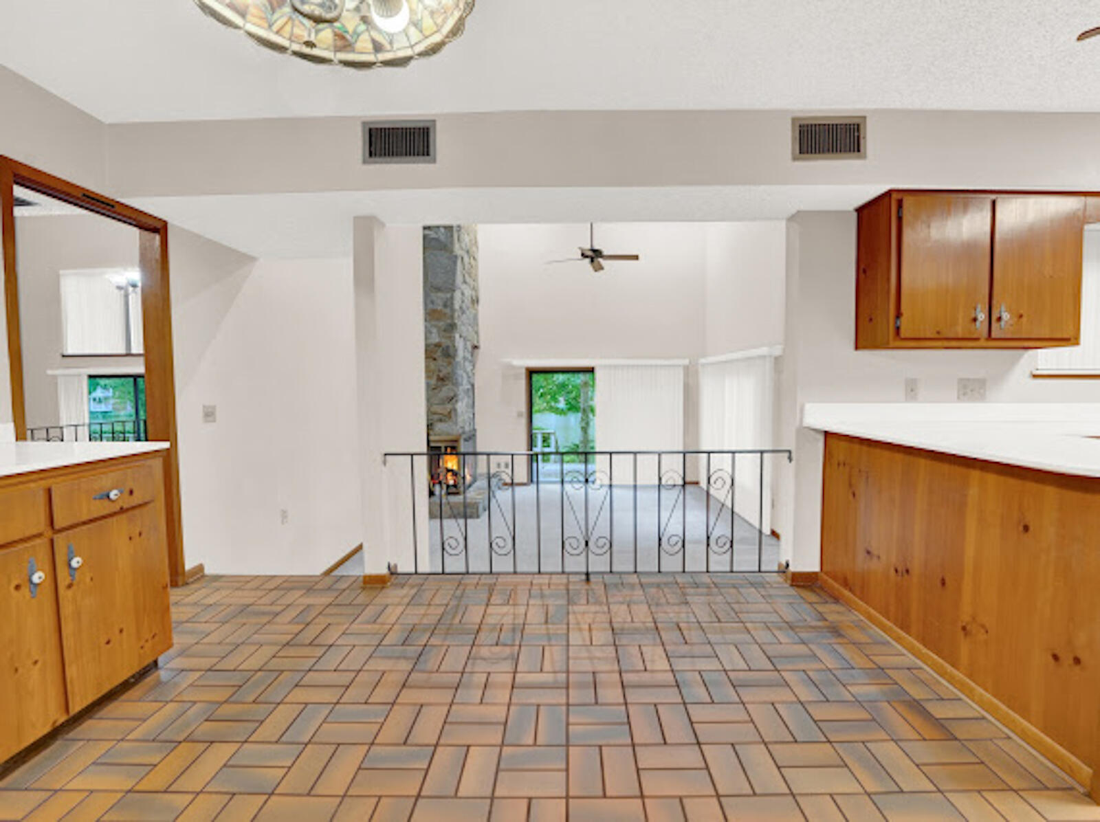 LE CHATEAU - Residential