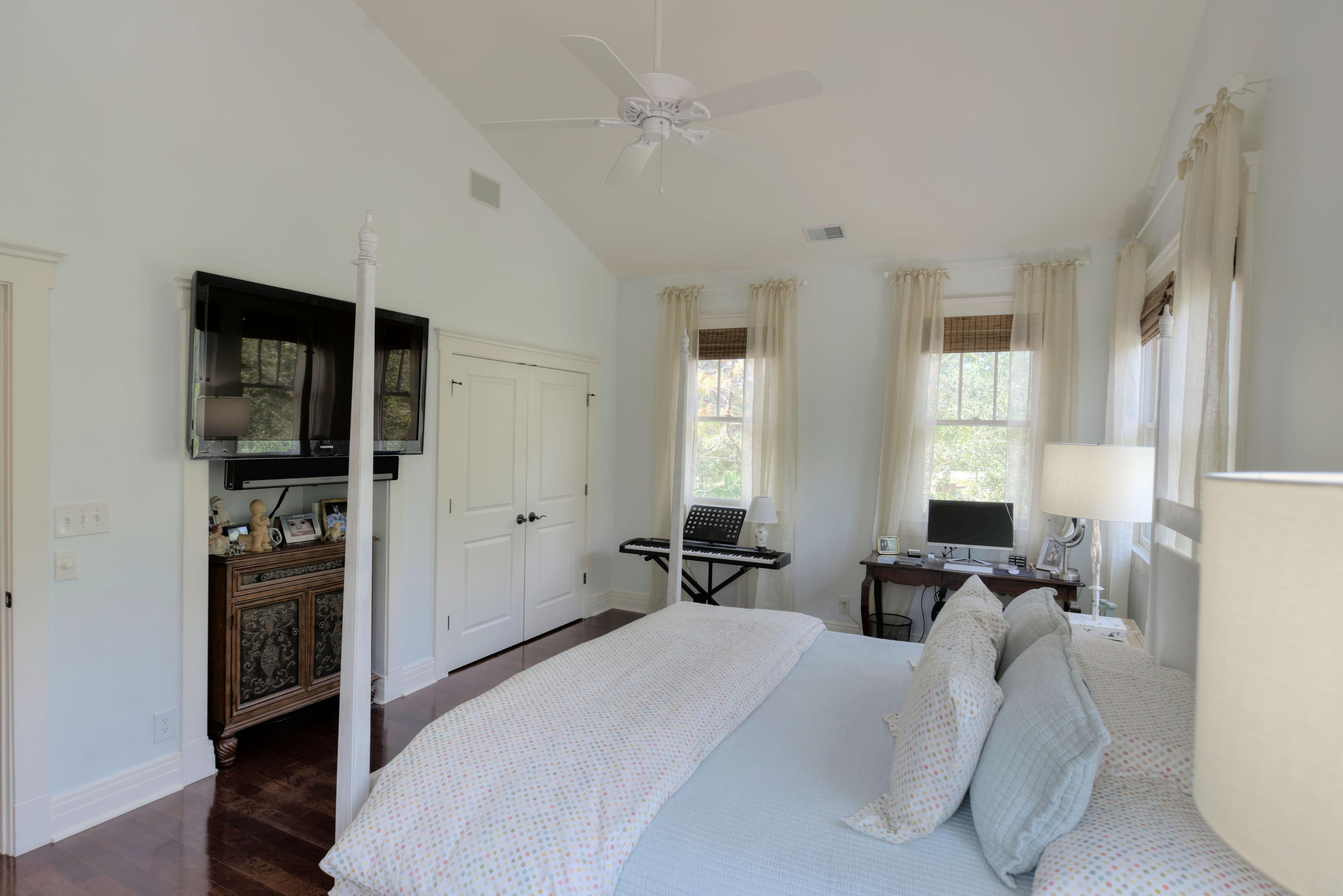 WILD HERON - Residential