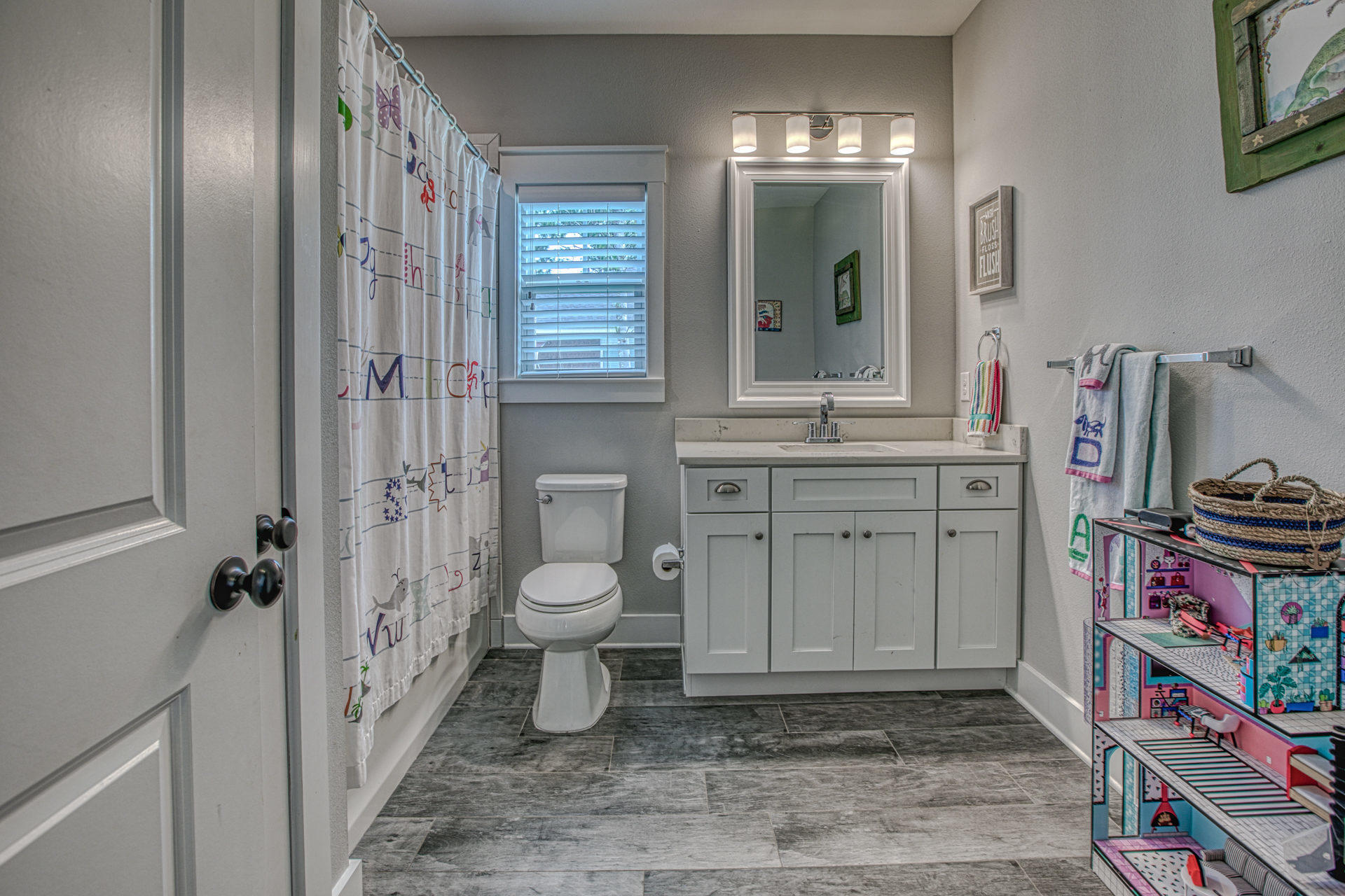 NAVARRE S/D 1ST ADDN - Residential