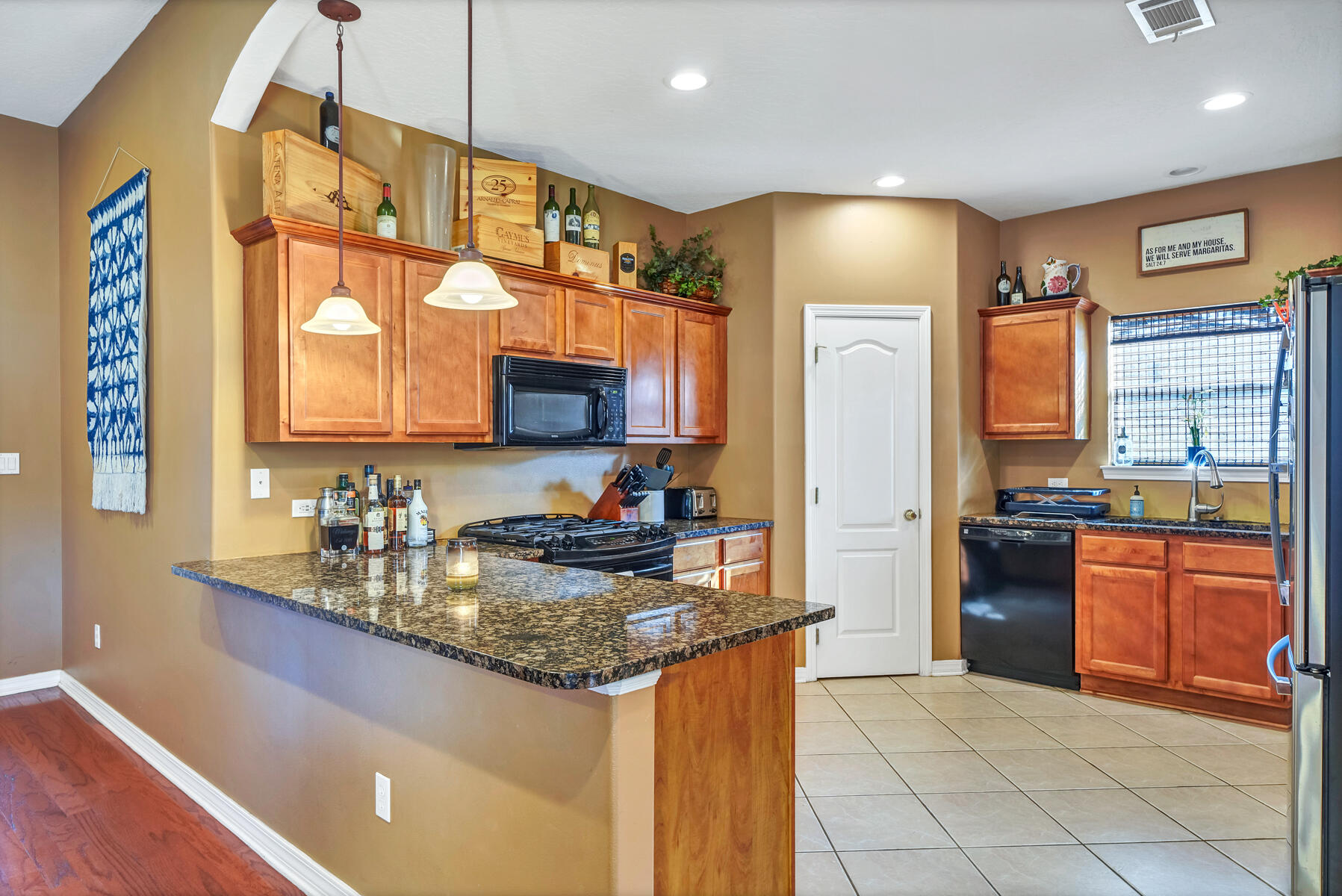 BRIDGEPORT COLONY - Residential