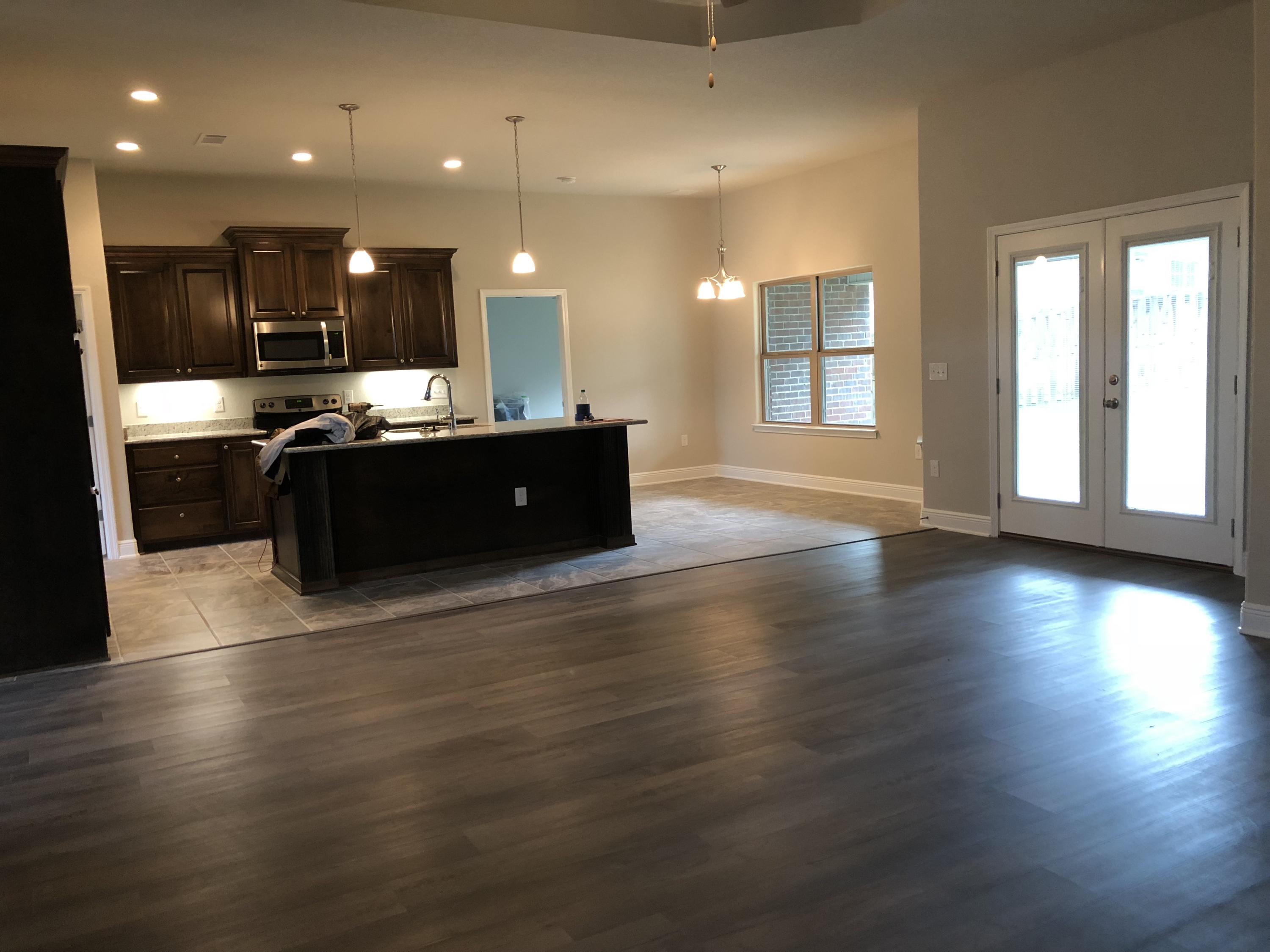 FOX VALLEY - Residential