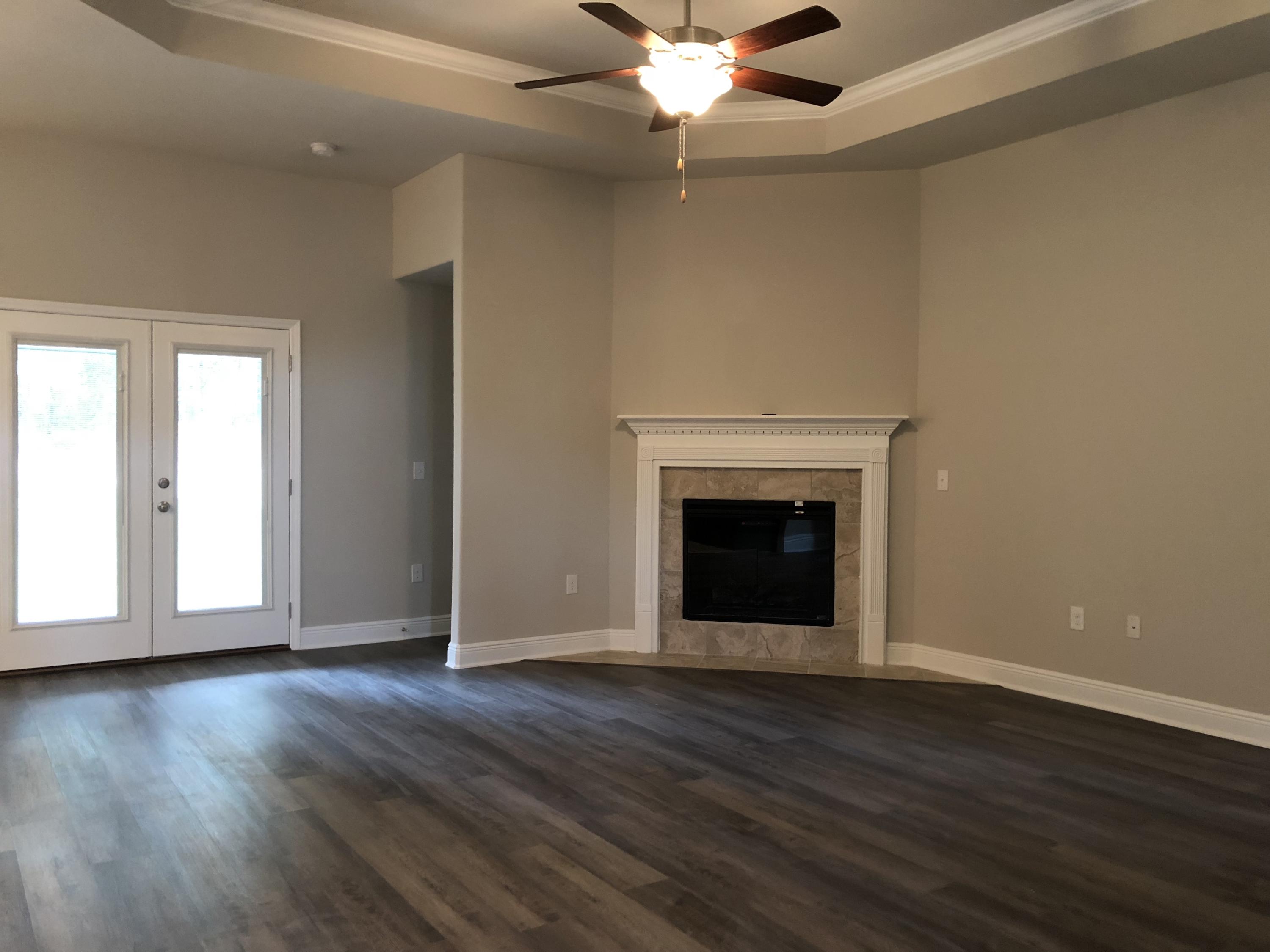 FOX VALLEY - Residential