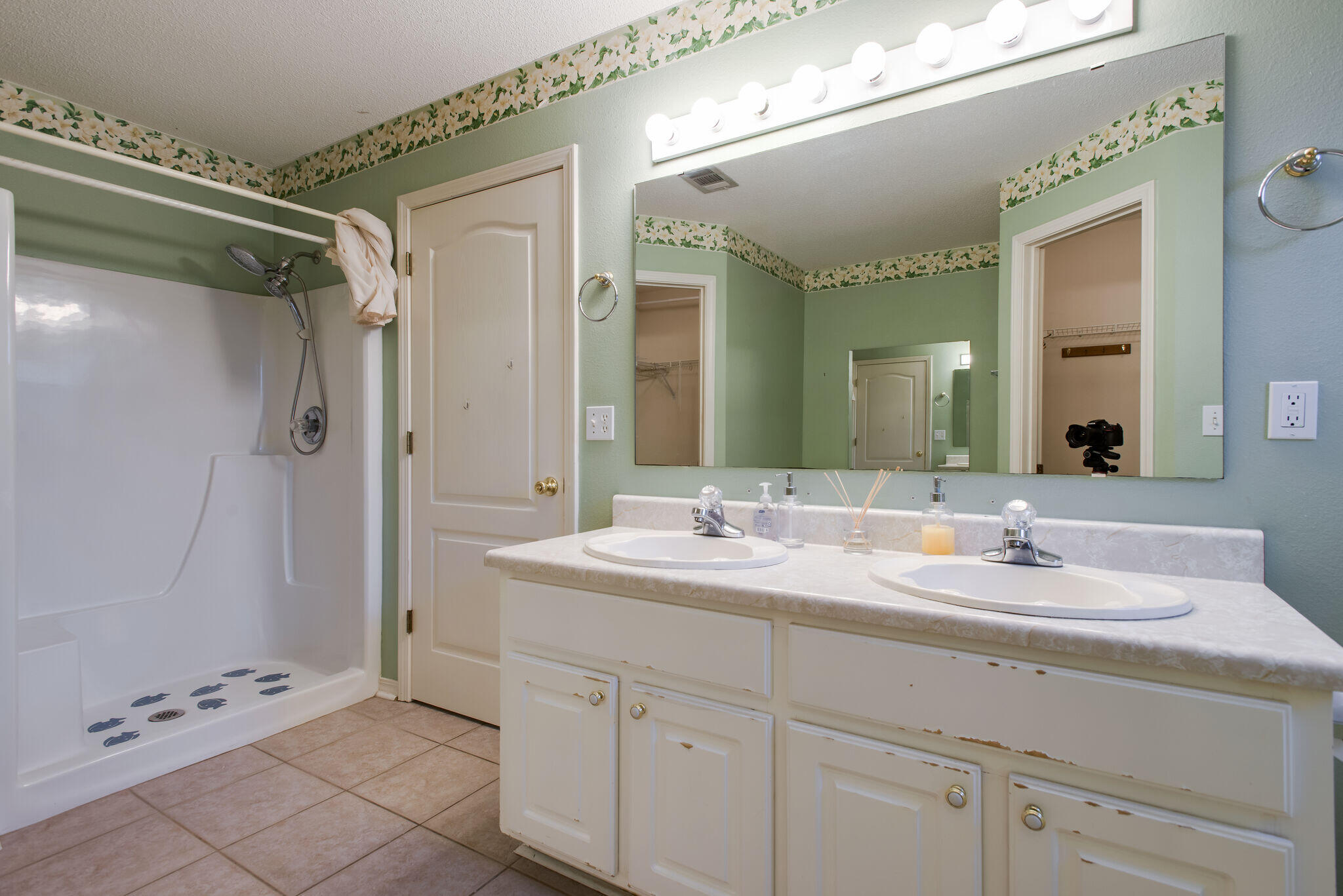 VILLA DANIELLE - Residential