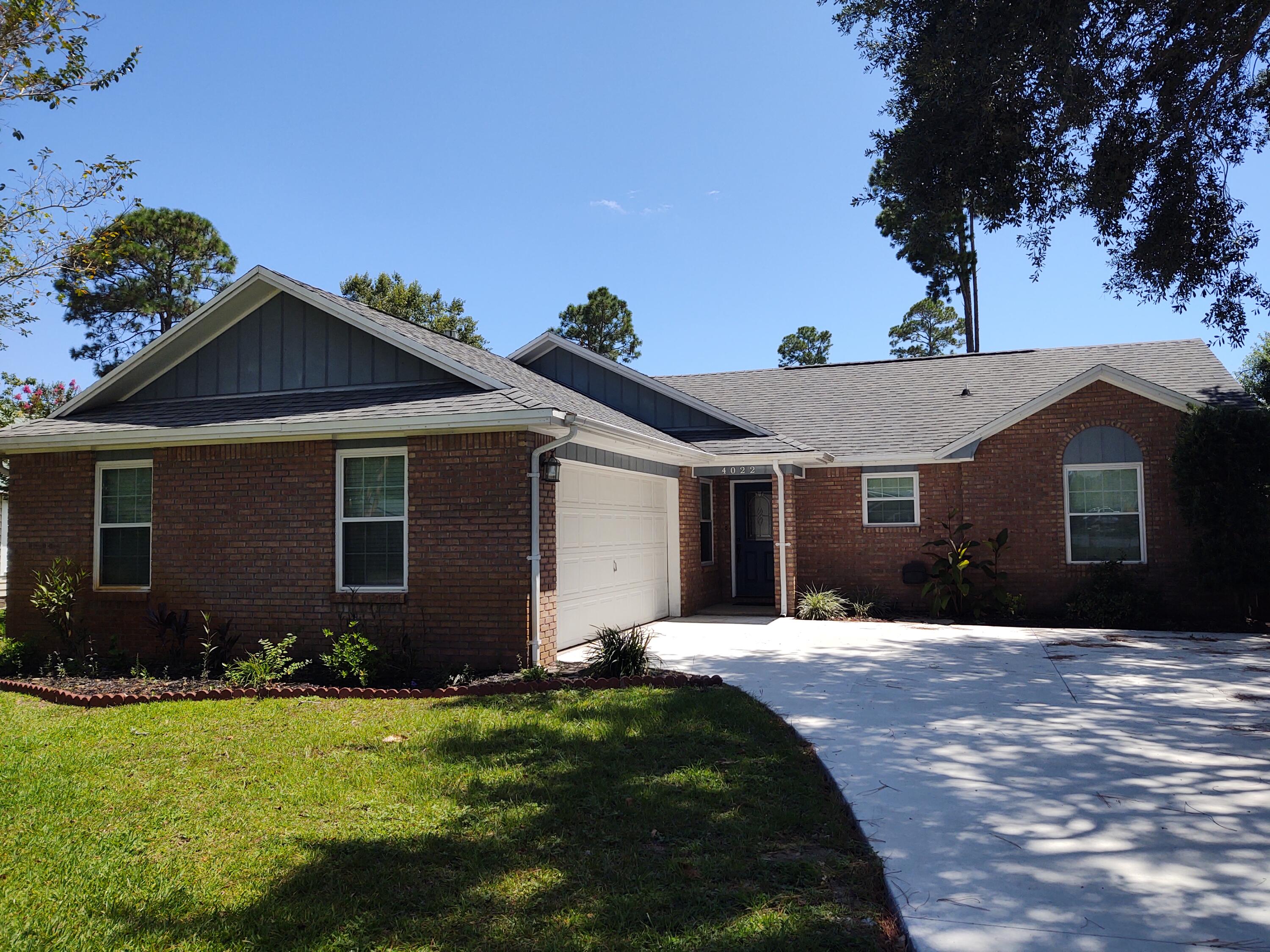 VALPARAISO PINECREST 6 - Residential Lease