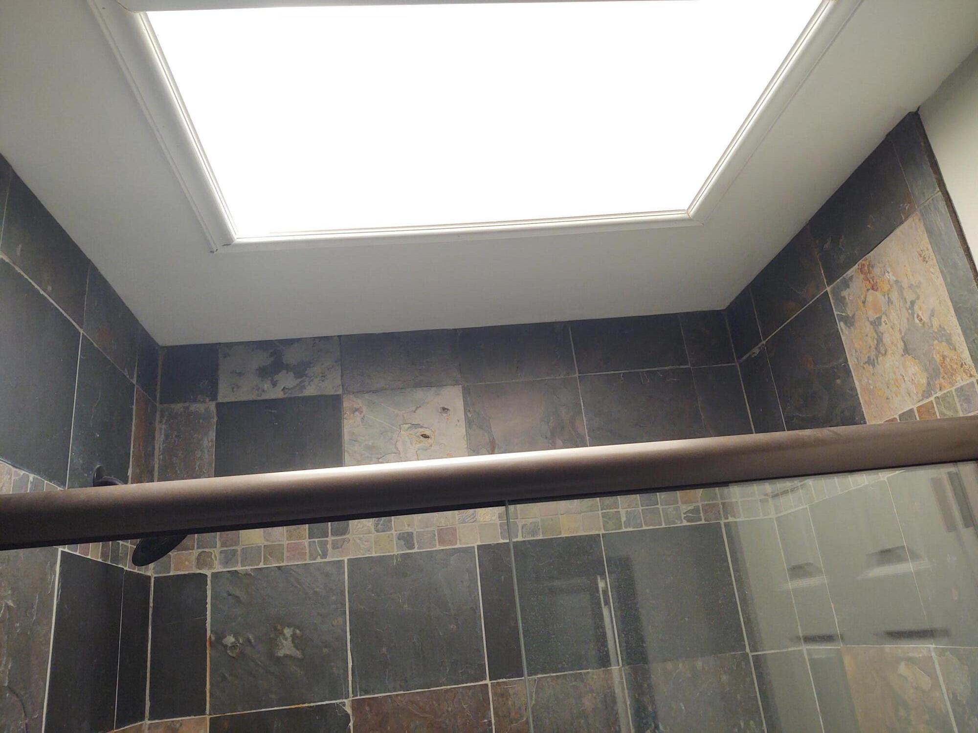 VALPARAISO PINECREST 6 - Residential Lease