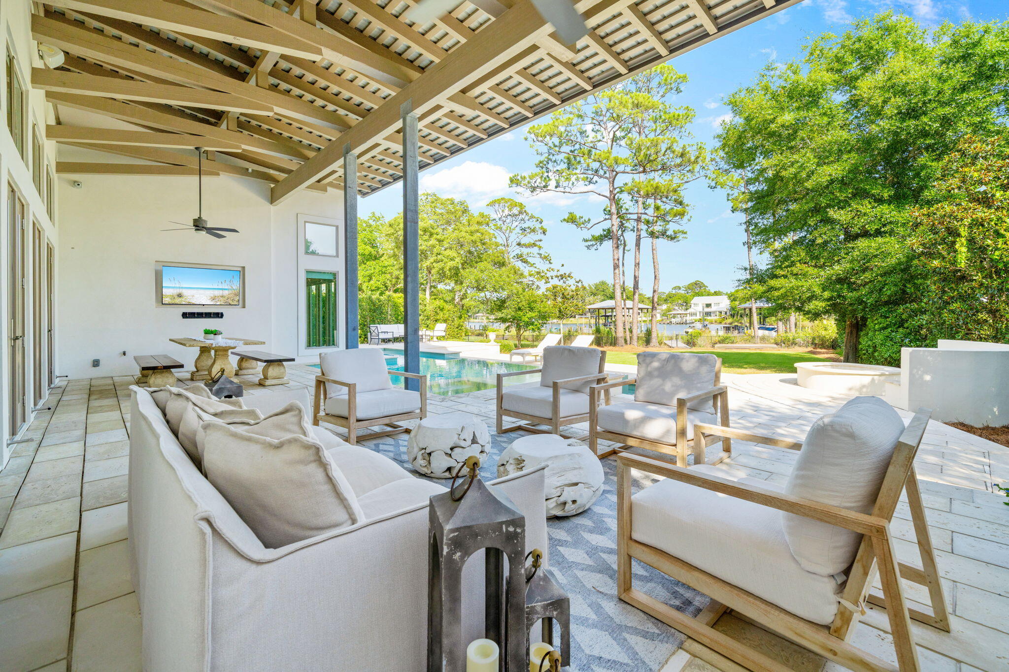 BOTANY BAYOU - Residential