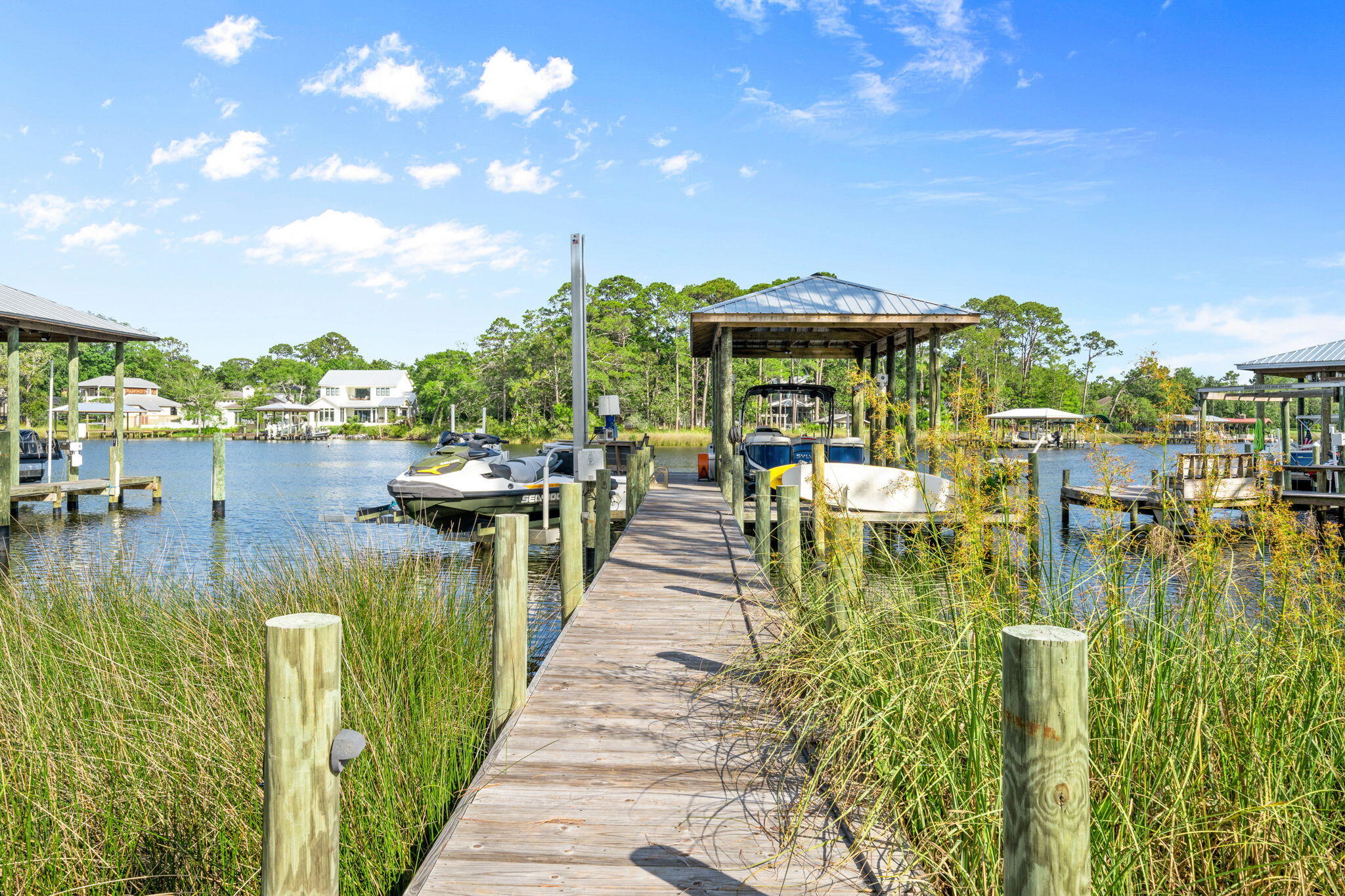 BOTANY BAYOU - Residential