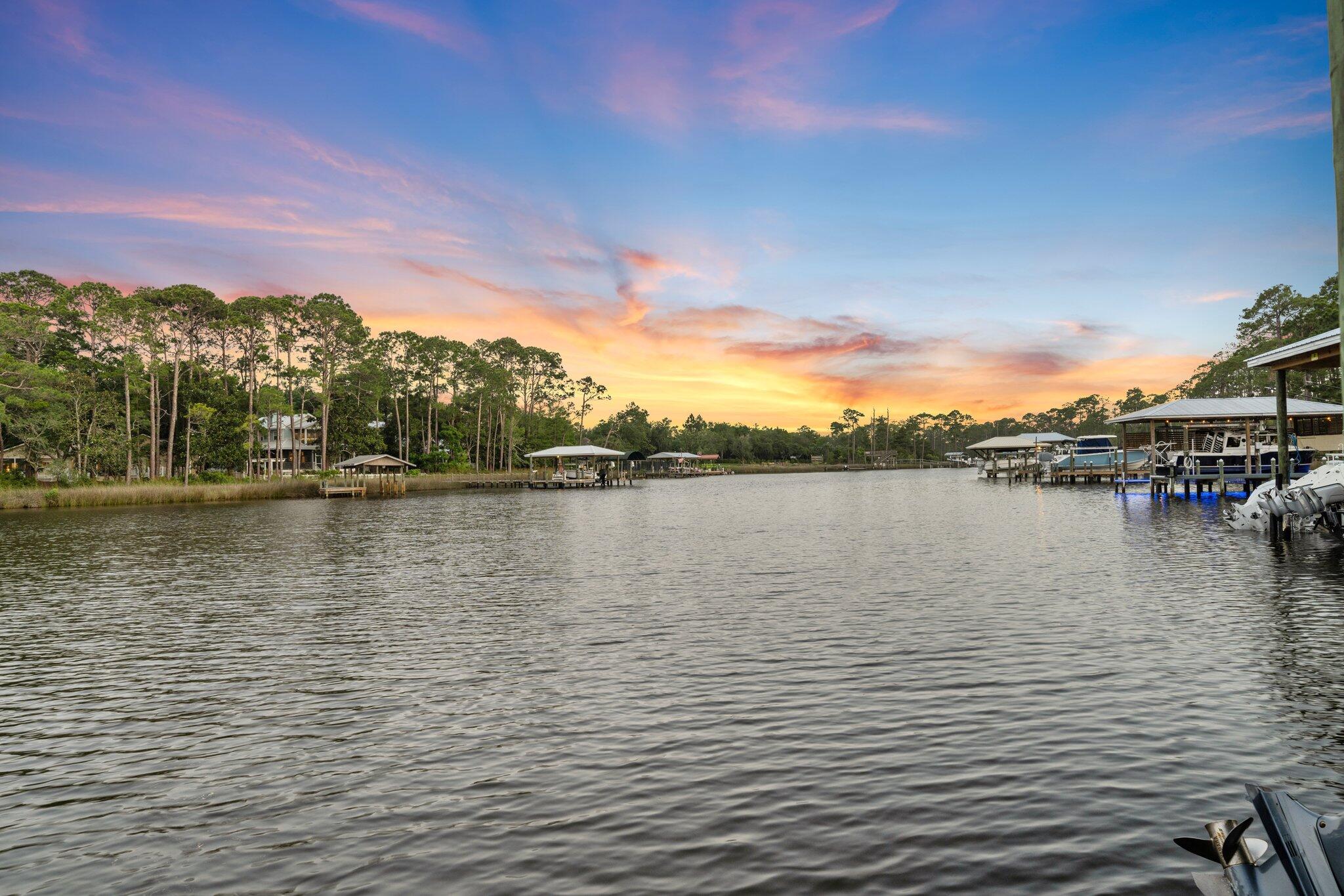 BOTANY BAYOU - Residential