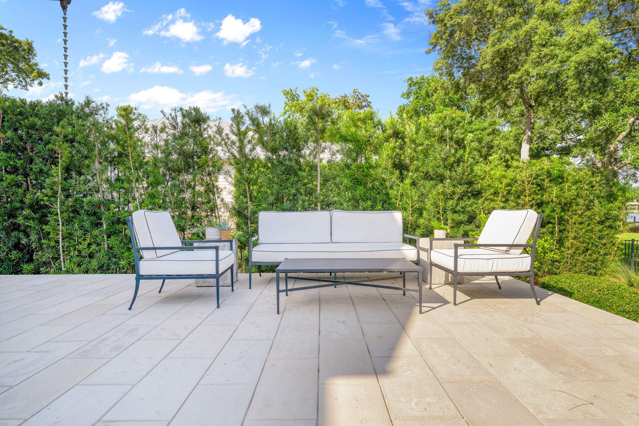 BOTANY BAYOU - Residential